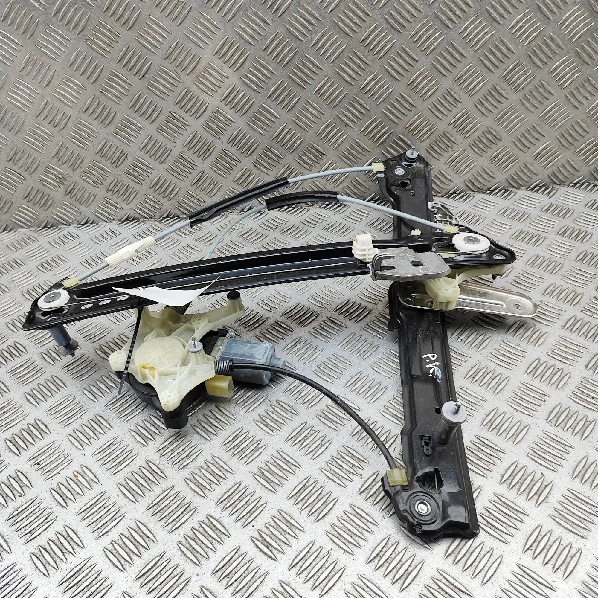 Audi e-tron GT (FW) Front Left Door Window Regulator 0130822061, 9J1837401D Front Left Door Window R...