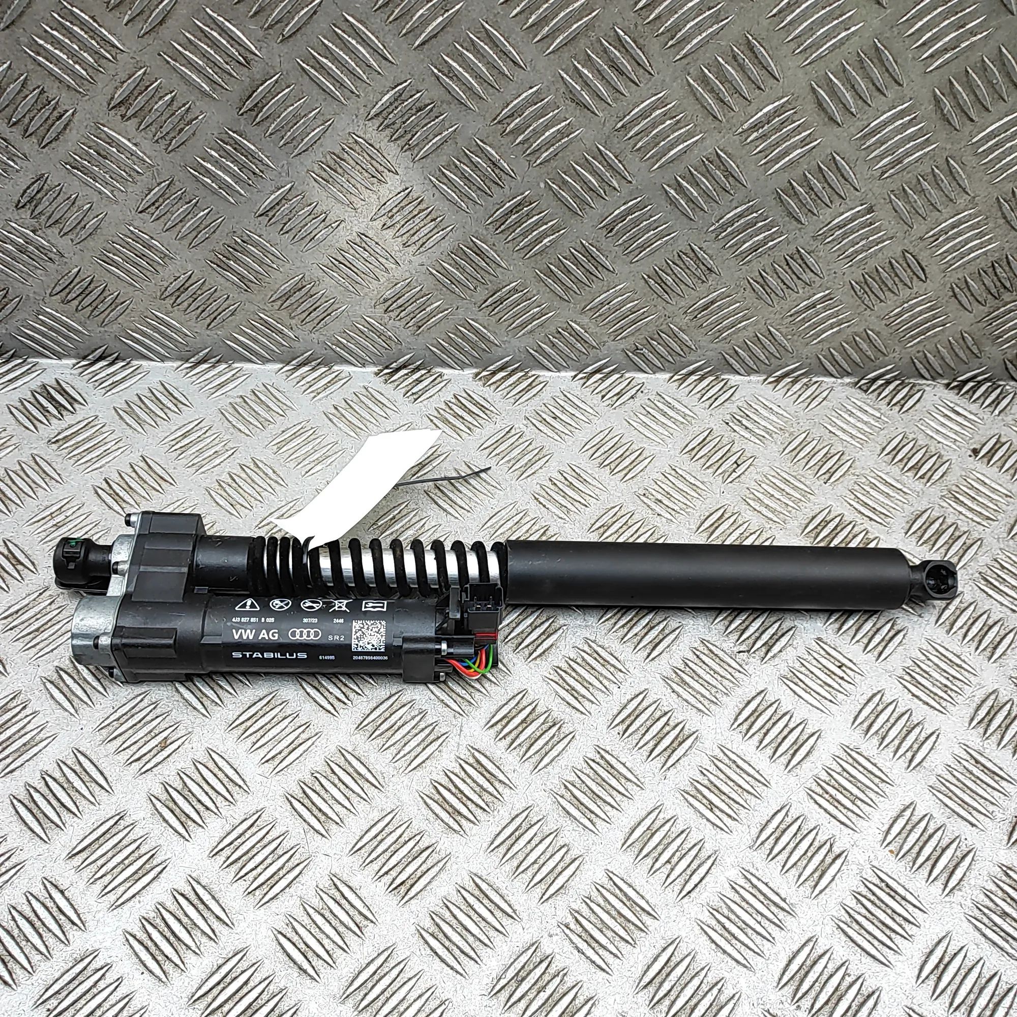 Audi e-tron GT (FW) Left Side Tailgate Gas Strut 4J3827851B Left Side Tailgate Gas Strut AUDI E-...