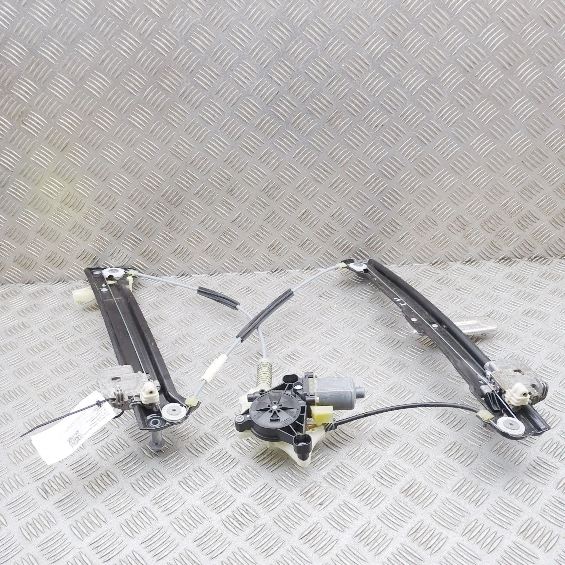 Audi e-tron GT (FW) Front Right Door Window Regulator 9J1837402D Front Right Door Window Regulator AU...
