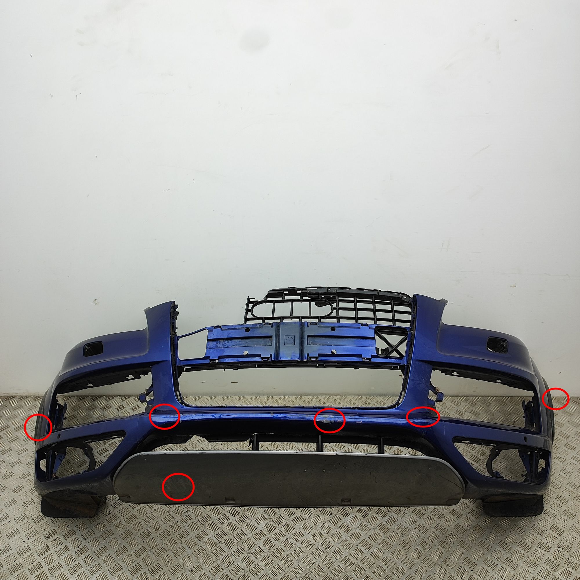Audi Q7 (4L) front bumper 4L0807105M Front Bumper AUDI Q7 (4L) (2006-2015...