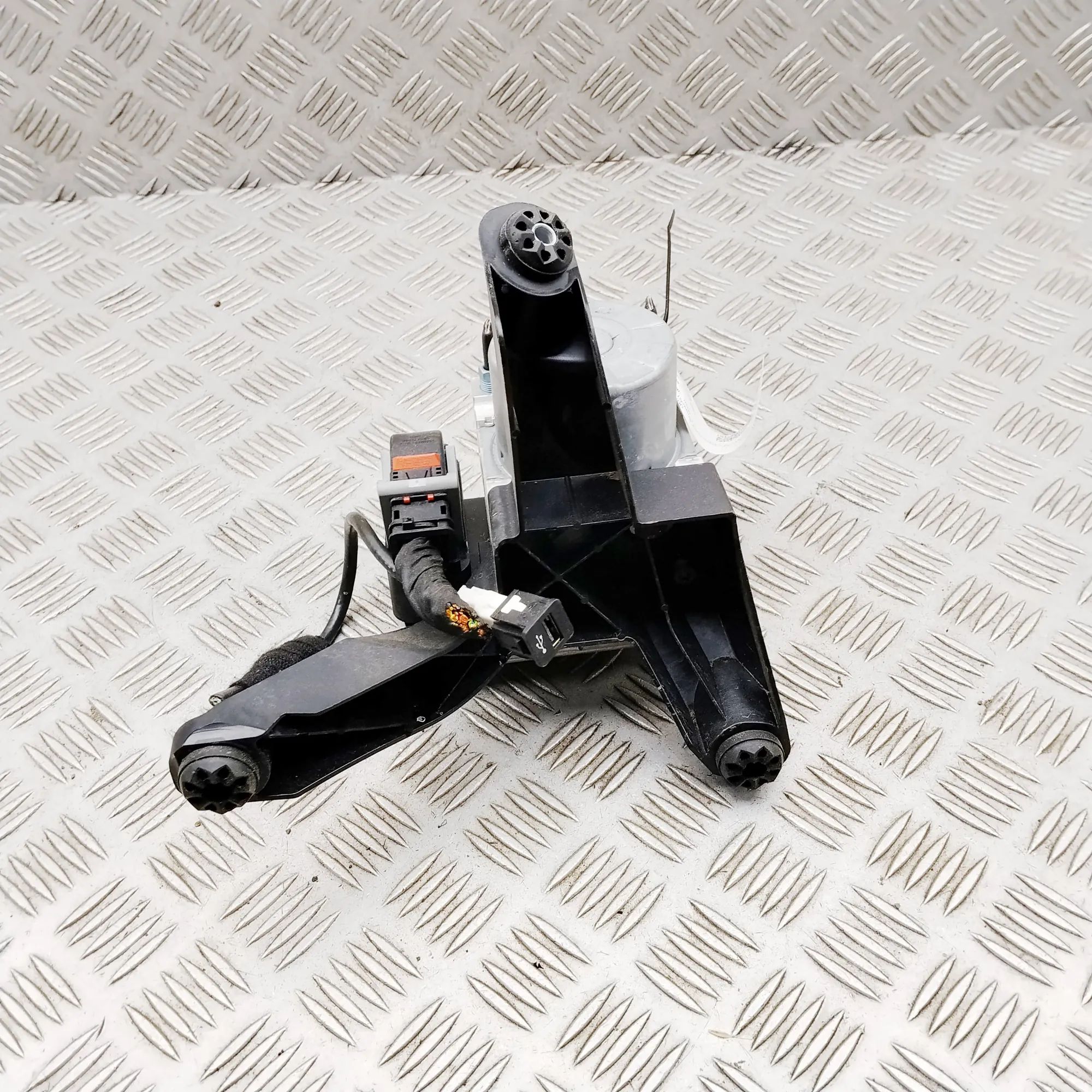 BMW 2 (F44) АБС Гидронасос  5A44C55 ABS Pump BMW 2 SERIES (Gran Coupe F44) ...