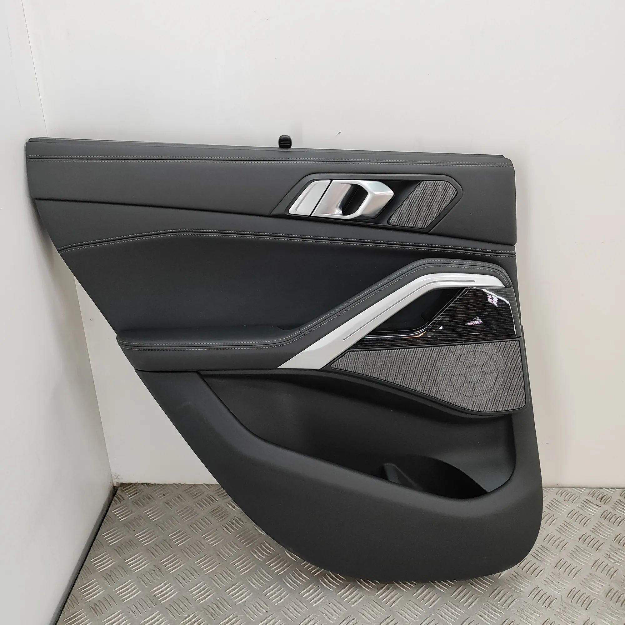 BMW X6 (G06) Rear Left Door Panel 7454819 Rear Left Door Panel BMW X6G06 (2019-.....
