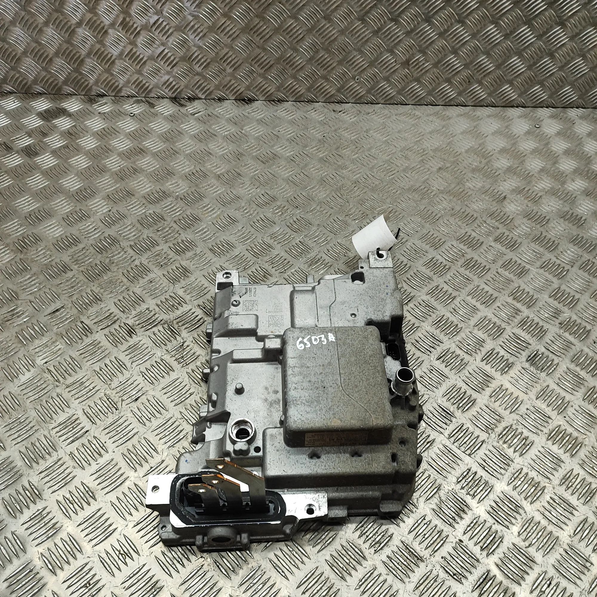 Audi Q4 e-tron инвертор 1EA907121C, 1EA907121, 1EA907230 Inverter AUDI ...