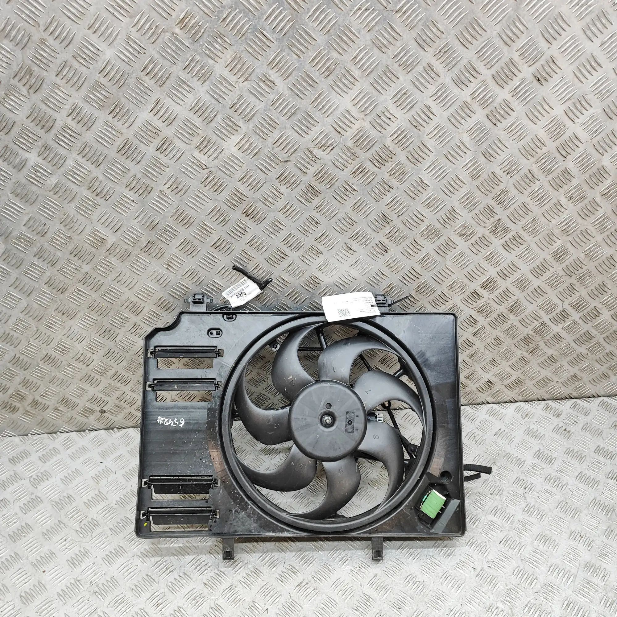Ford Puma Engine Cooling Fan Shroud L1BG-8C607-AB Engine Cooling Fan Shroud FORD PU...