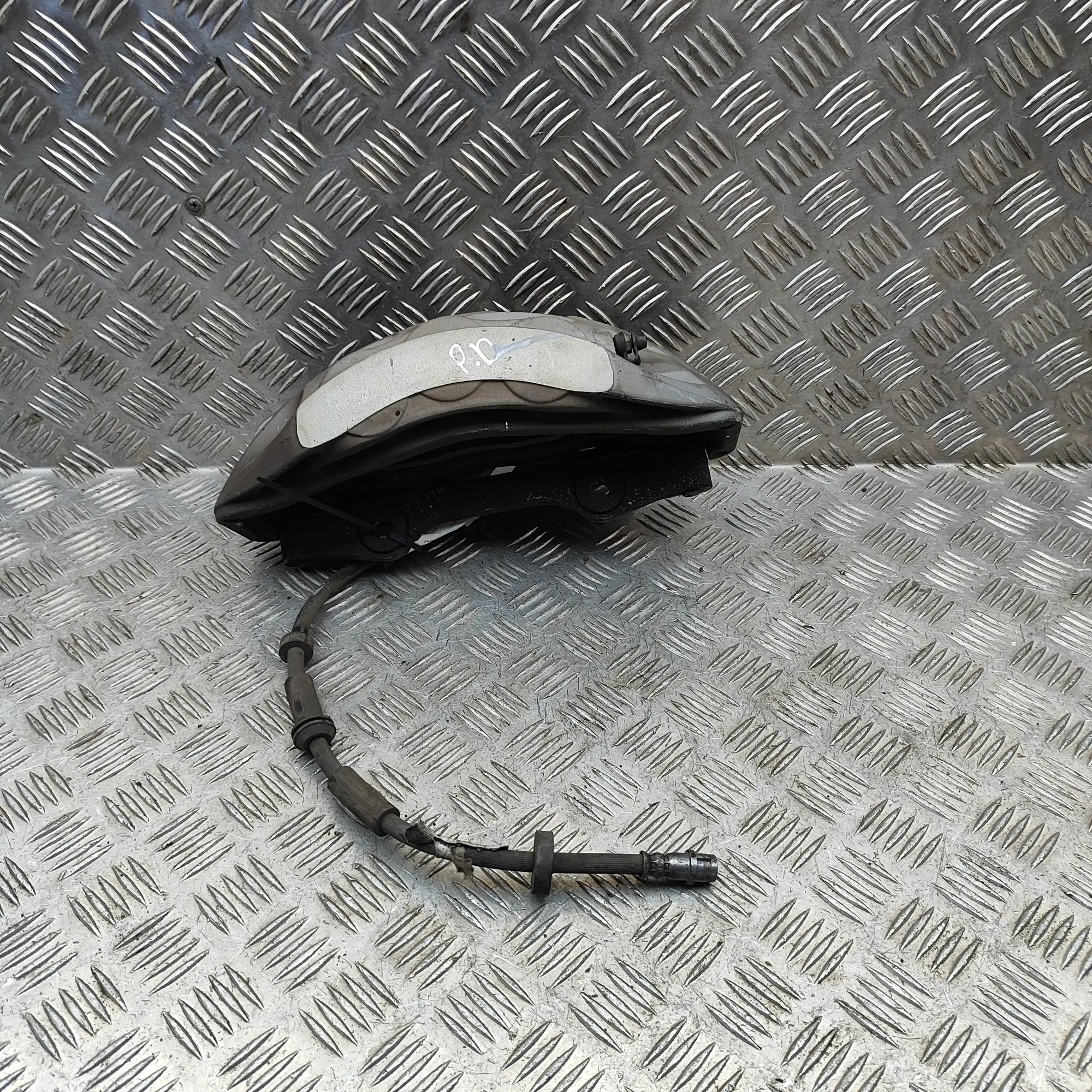 Volkswagen Touareg Front Right Brake Caliper 4M0615108BF Front Right Brake Caliper VW TOUARE...