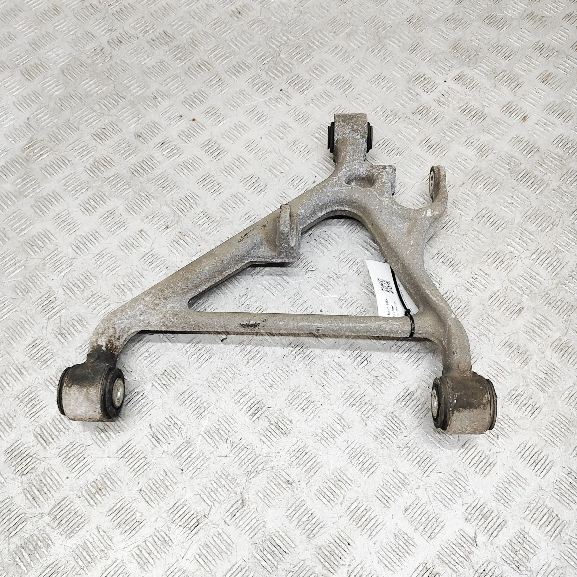 Rear Left Control Arm Brand/Model: ASTON MARTIN DB9
Year: 2008
Engine...