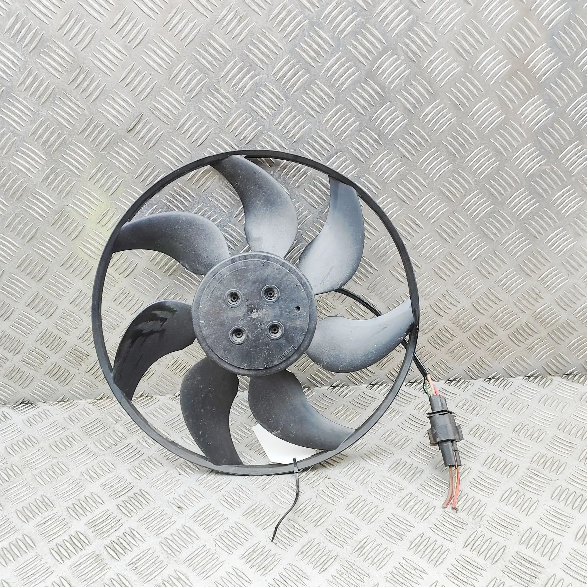 Audi A5 (B9) Engine Cooling Fan 8W0121003A, C26790-121, 8W0959455 Engine Coolin...