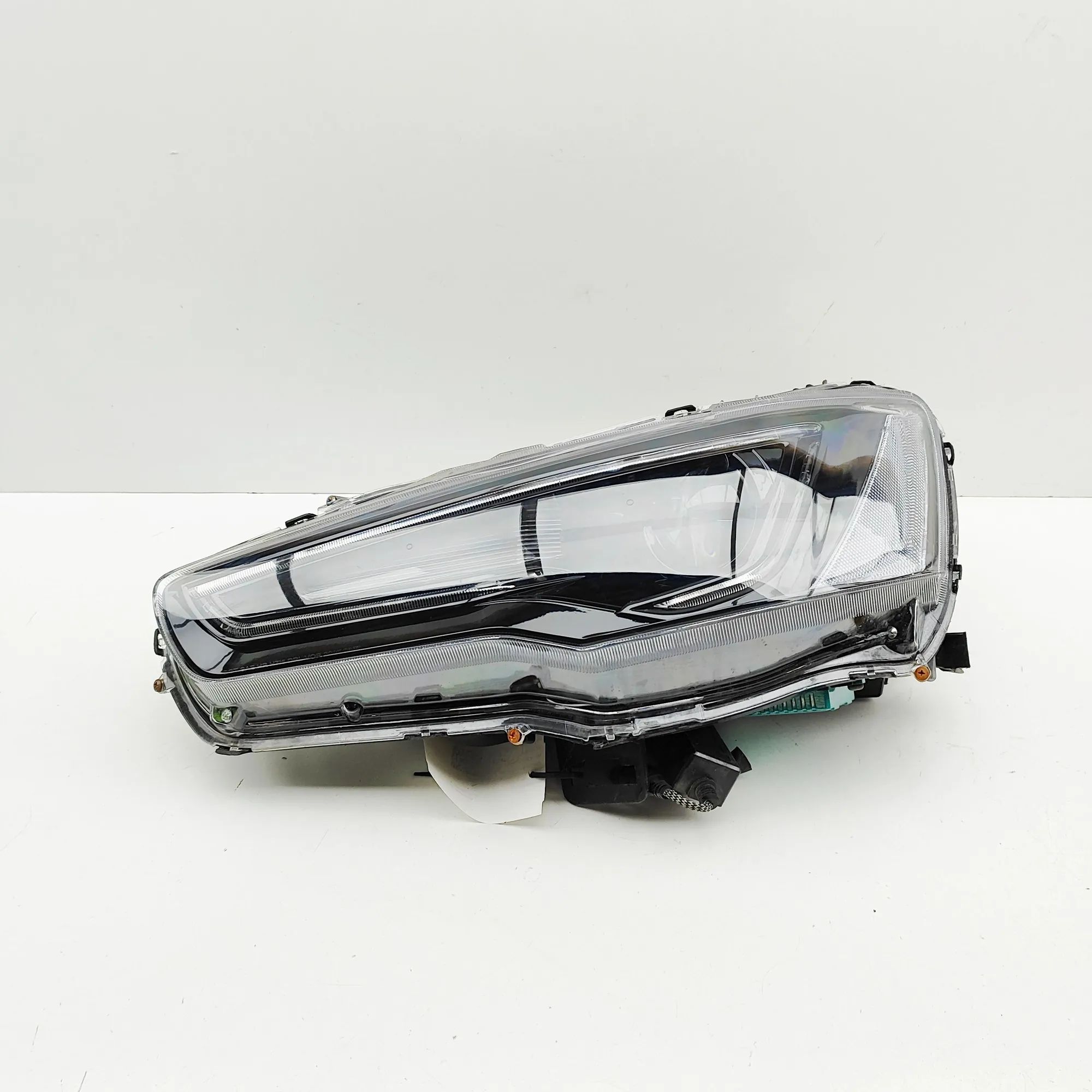 Mitsubishi Lancer Front Left Headlight 8301B429 Front Left Headlight MITSUBISHI LANCER...
