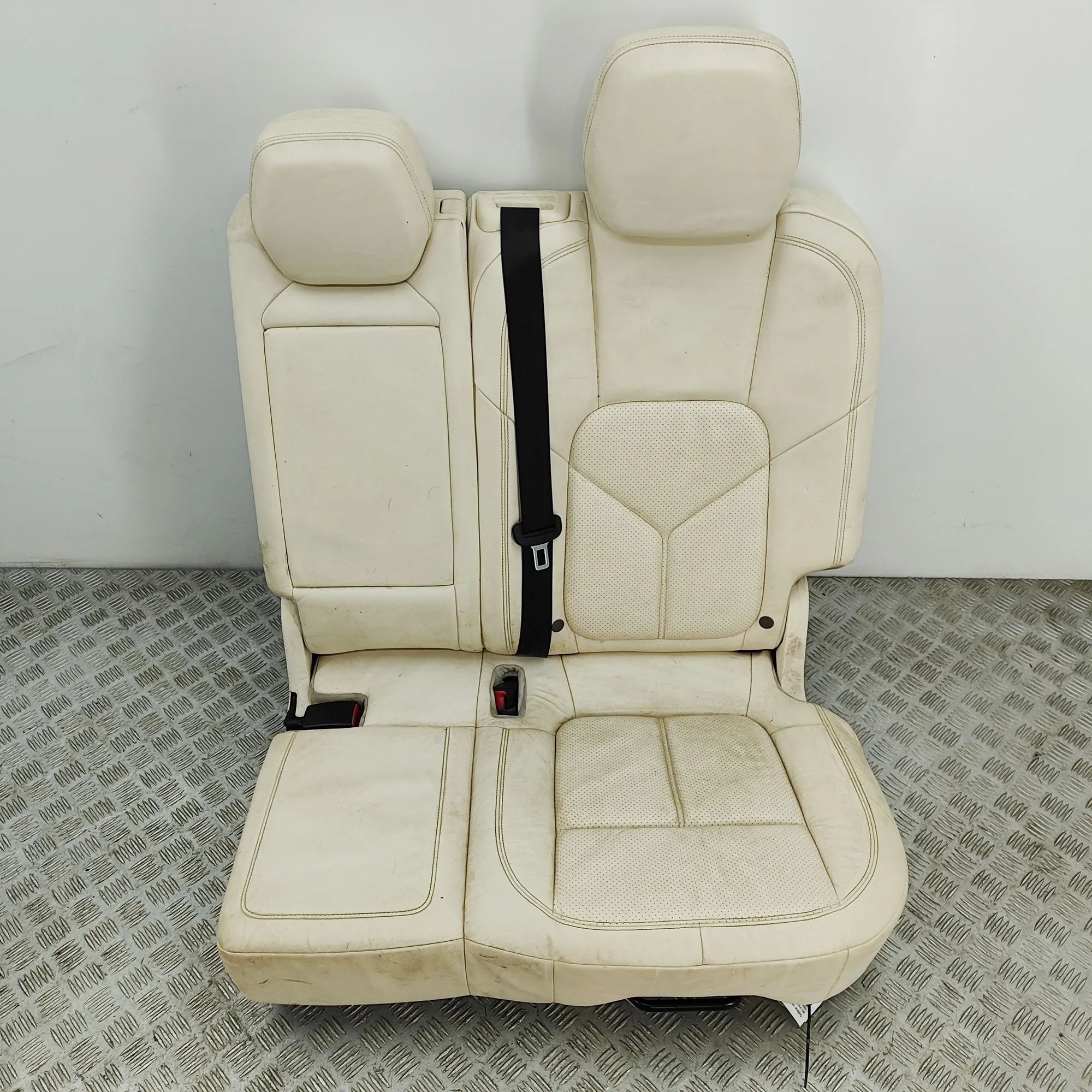 Porsche Cayenne Rear seat 7P0886101N Rear Seat PORSCHE CAYENNE (92A) (201...