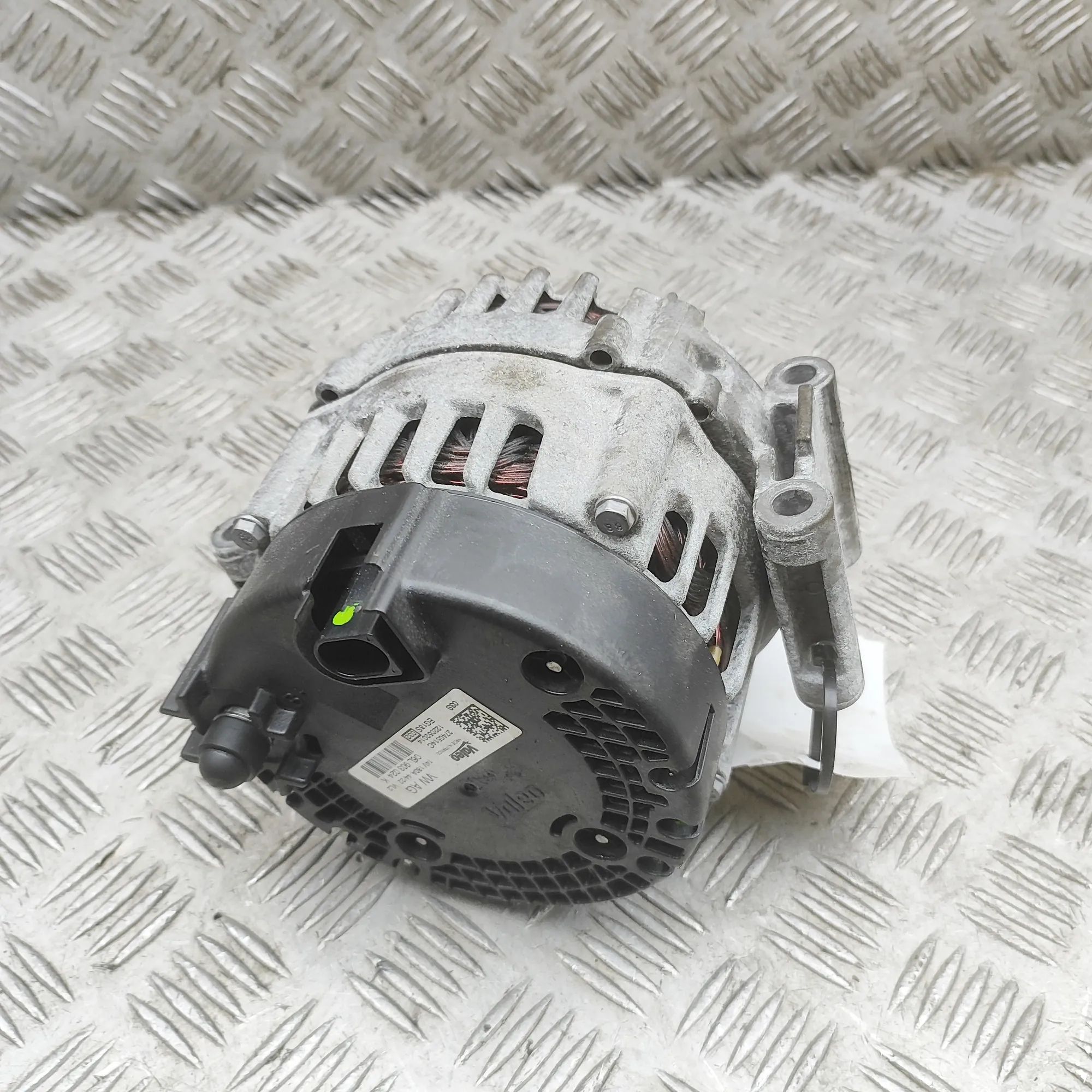 Audi A4 (B9) Alternator Generator 06L903024K Alternator Generator AUDI A4 (8W2, B...