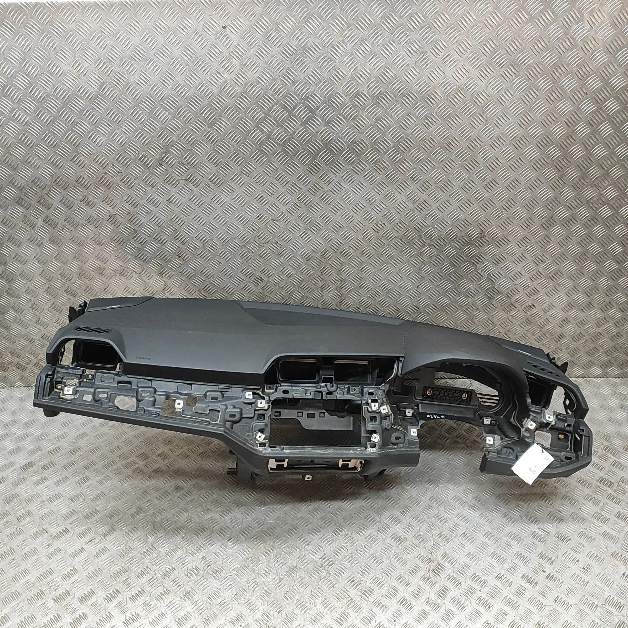 Audi Q3 (F3) Dashboard 83C857001A Dashboard AUDI Q3 (F3) (2018-...)

P...