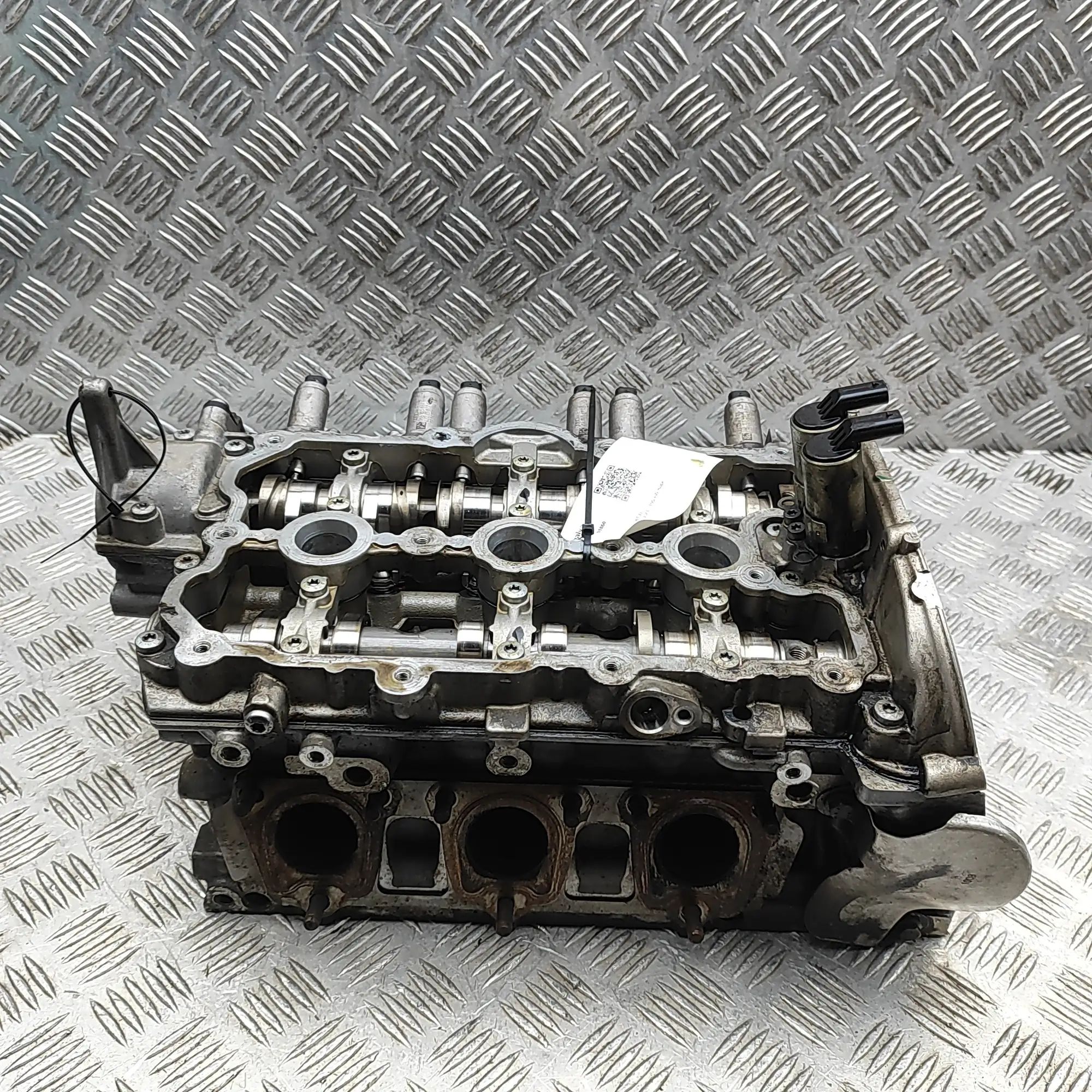 Audi A5 (B8) Left Side Engine Head 06E103403A Left Side Engine Head AUDI A5 (8T3) ...