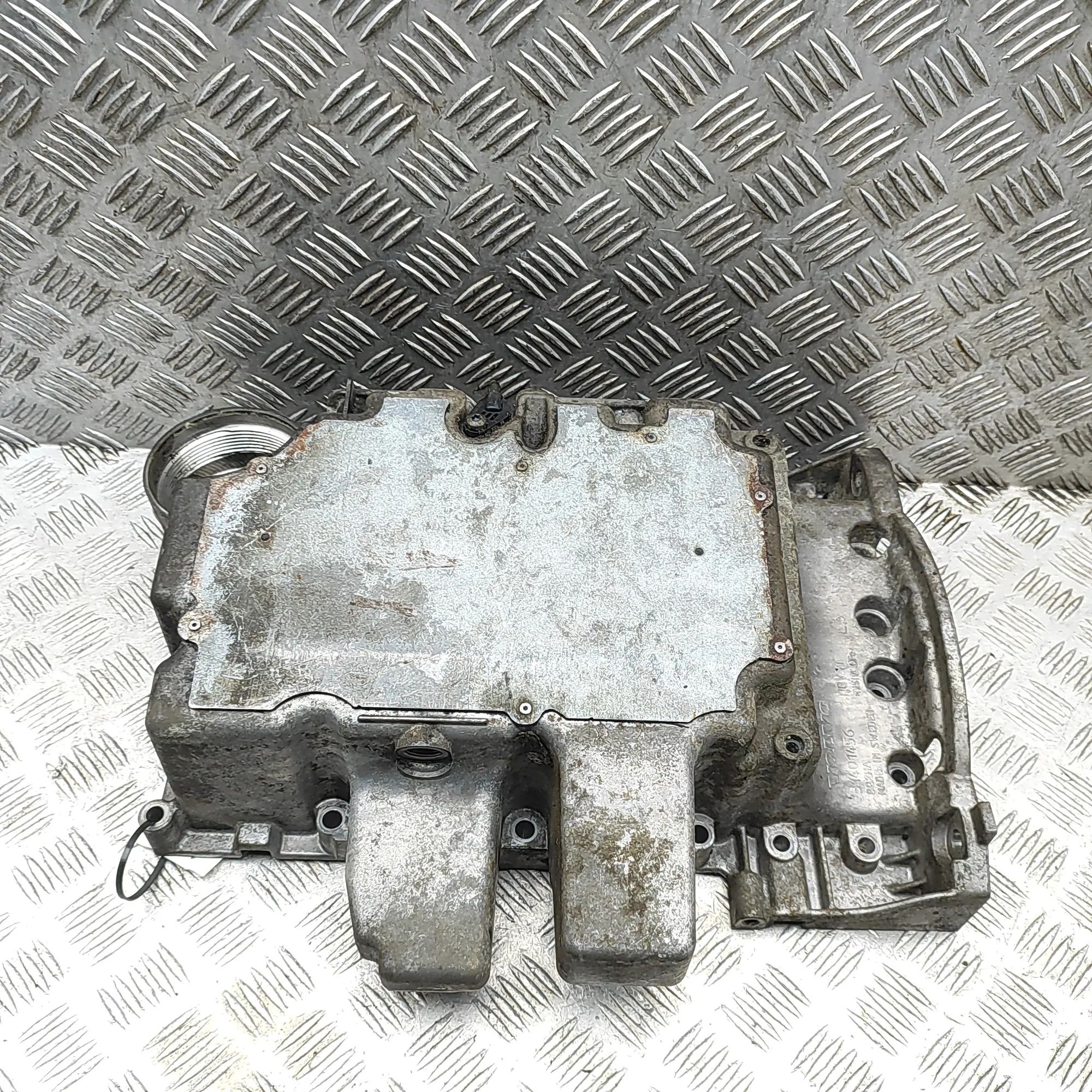 Volvo XC60 Engine Oil Pan 31401456 Engine Oil Pan VOLVO XC60 (2008-2017)
...