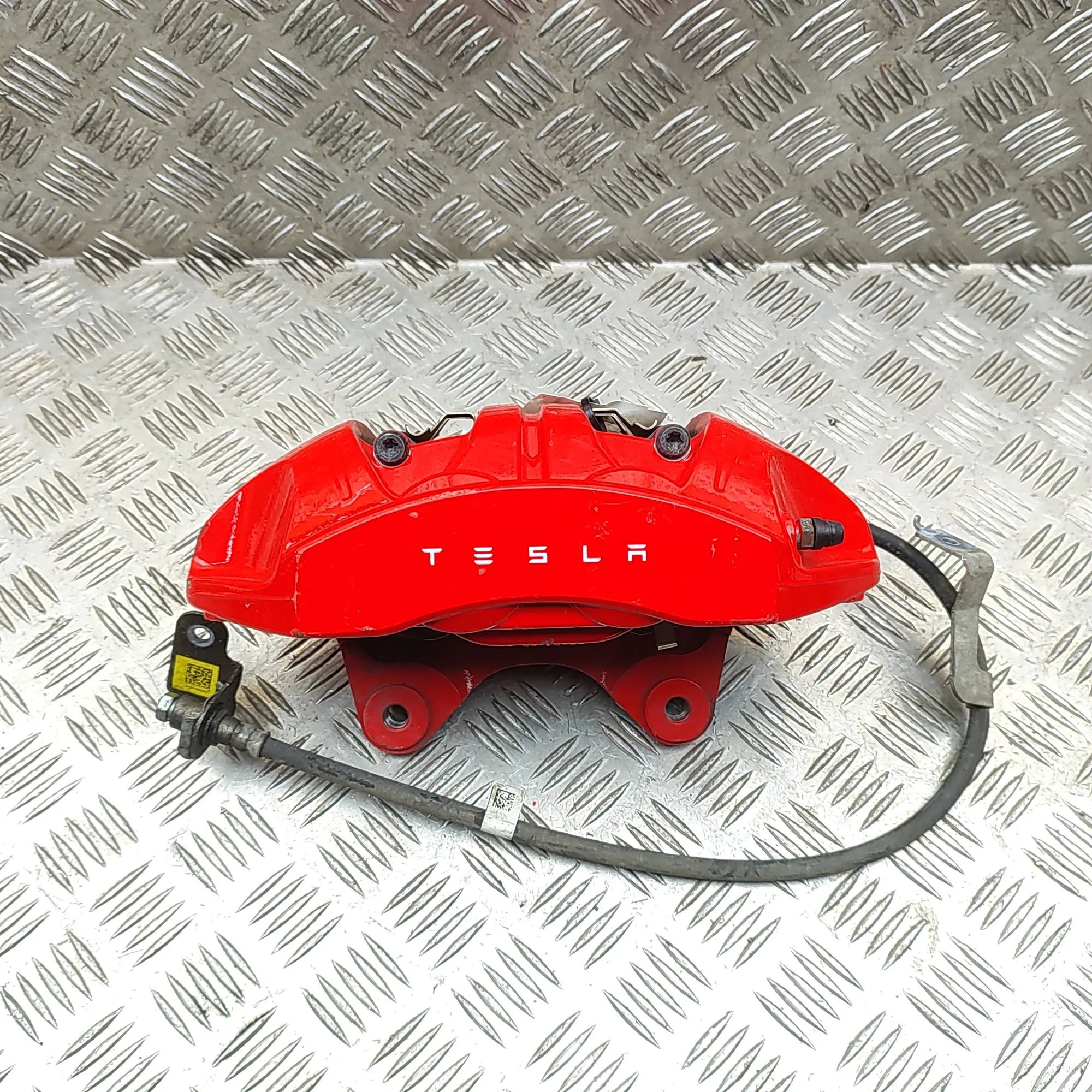 Tesla Model Y Front Right Brake Caliper 2288642-00-A Front Right Brake Caliper TESLA MO...