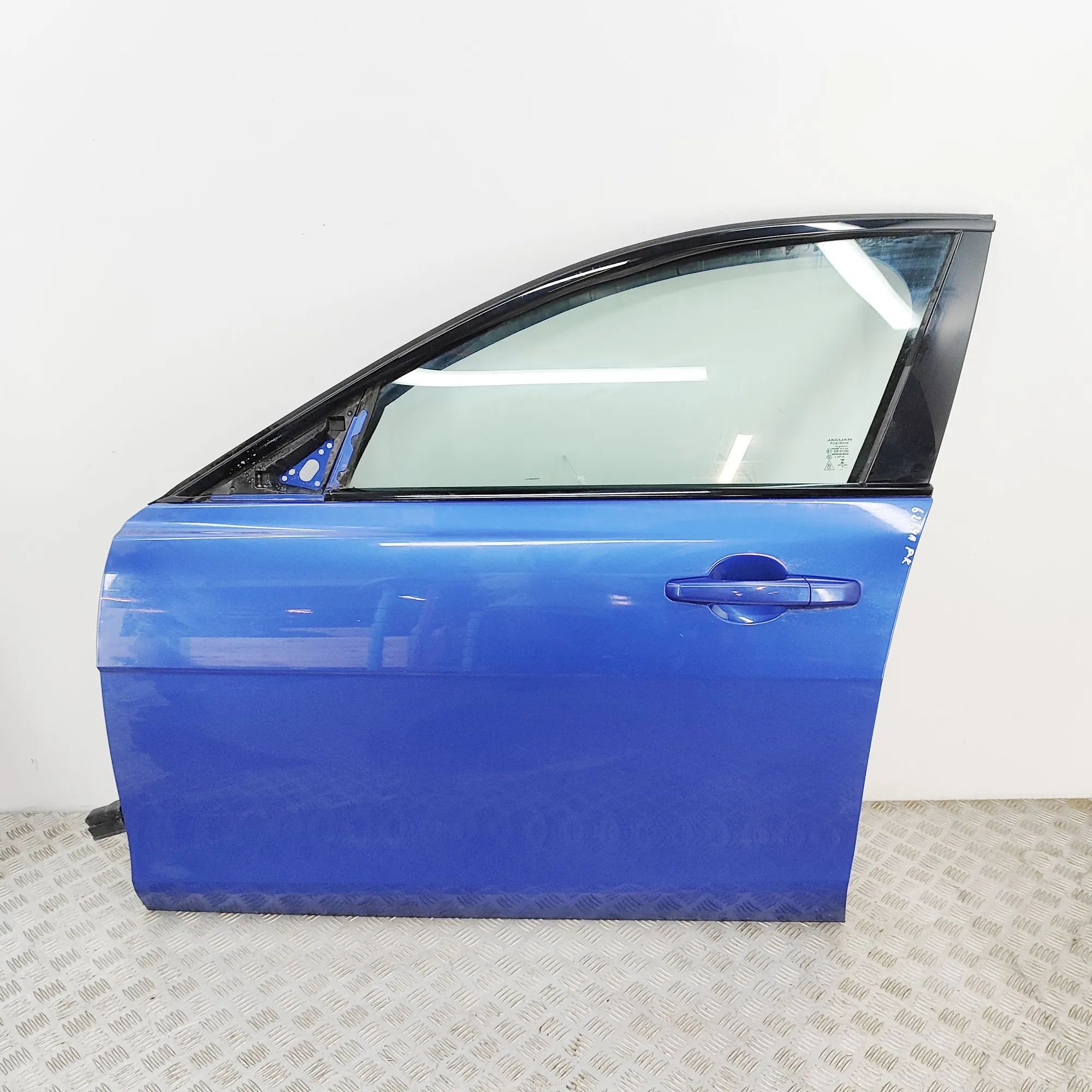 Jaguar XE Front Left Door GX73-20125-AA Front Left Door JAGUAR XE (X760) ...