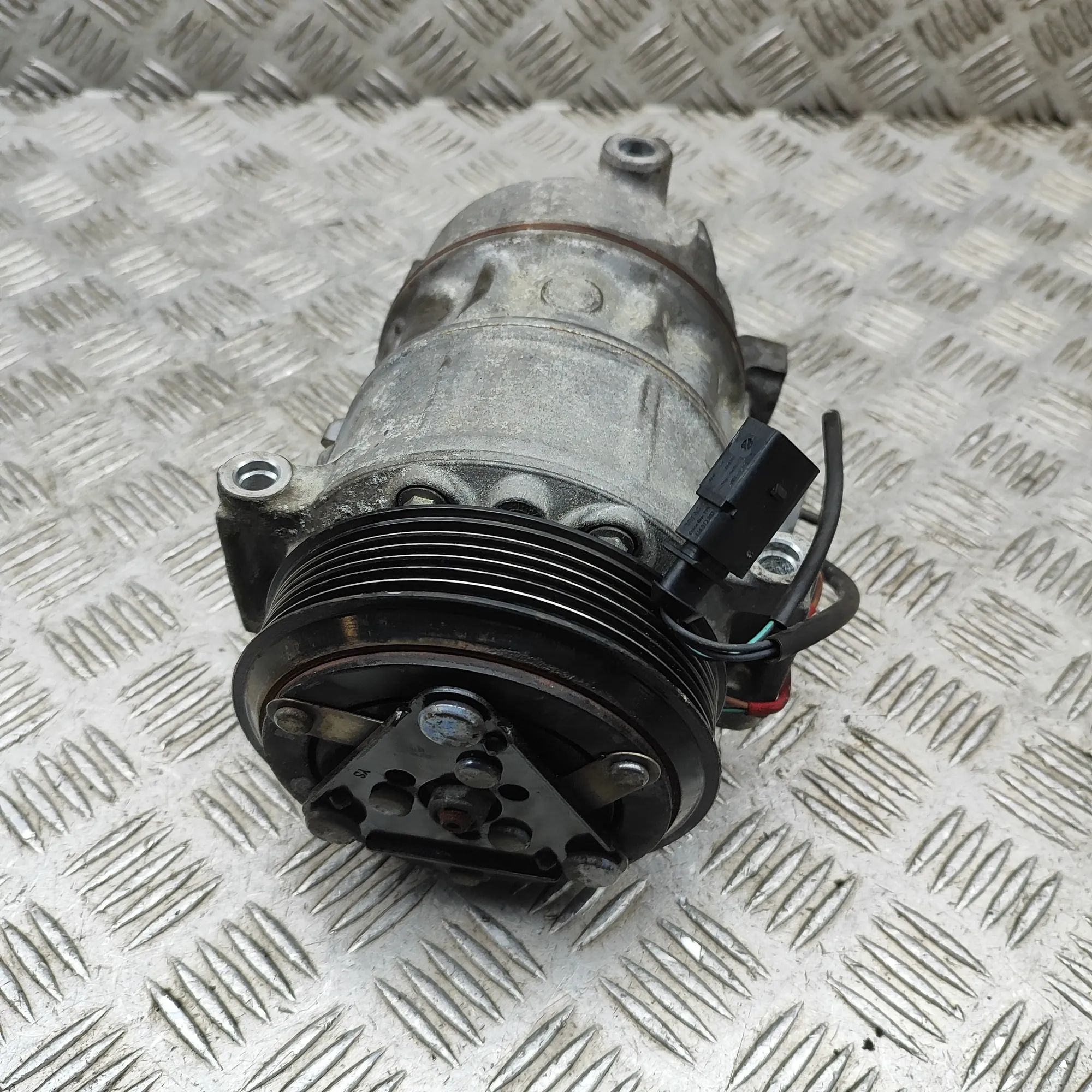 Porsche 911 (991) Air Condition A/C Pump 9P1820803C Air Condition A/C Pump PORSCHE 911 (...