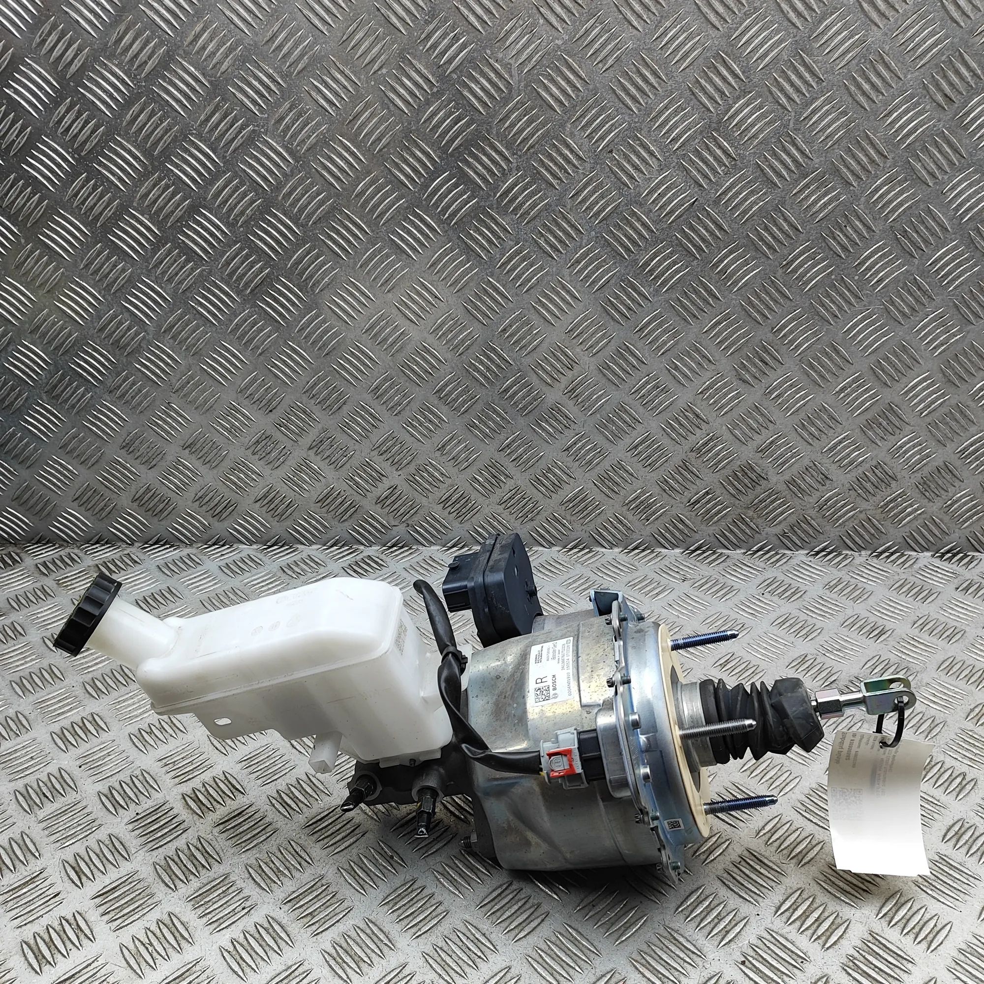 Nissan Ariya Brake Servo Booster 0204N01910, 97475001, 0204856673, 460075BV0C Br...
