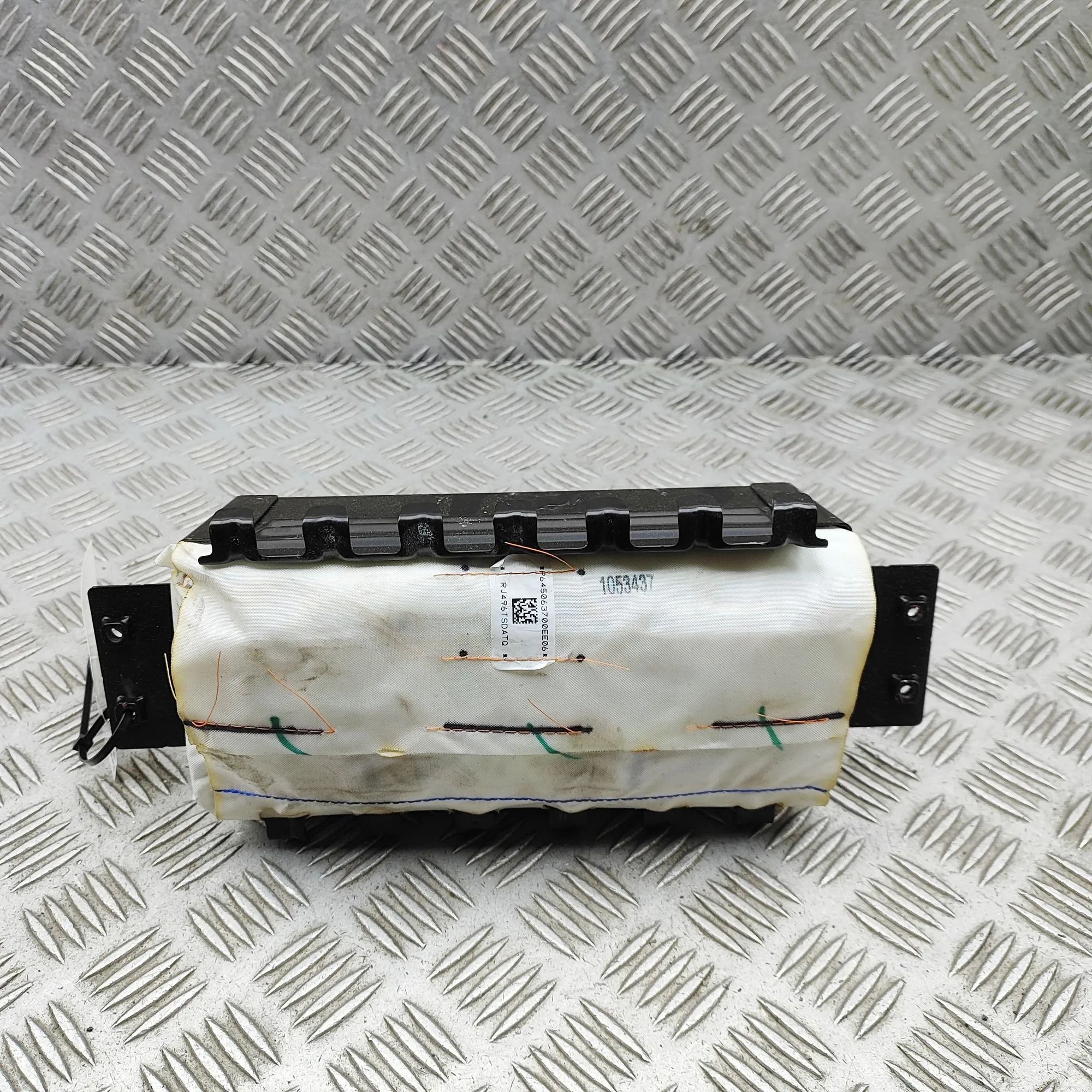 Tesla Model 3 Dashboard Safety Bag SRS 1077824-00-F Dashboard Safety Bag SRS TESLA MOD...