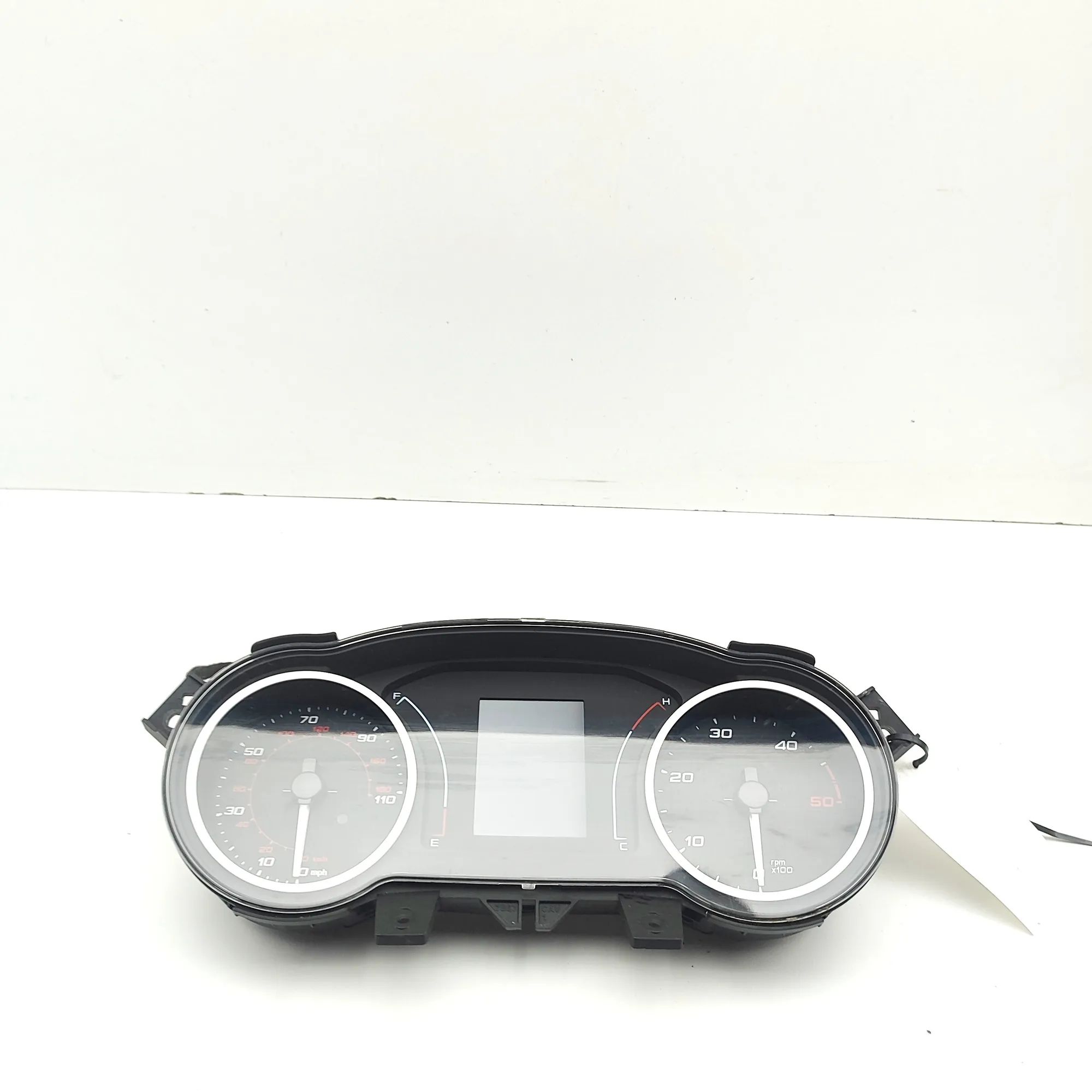 Iveco Daily Instrument Cluster Speedometer A2C17284002, 5802852559 Instrument Cluster Spee...