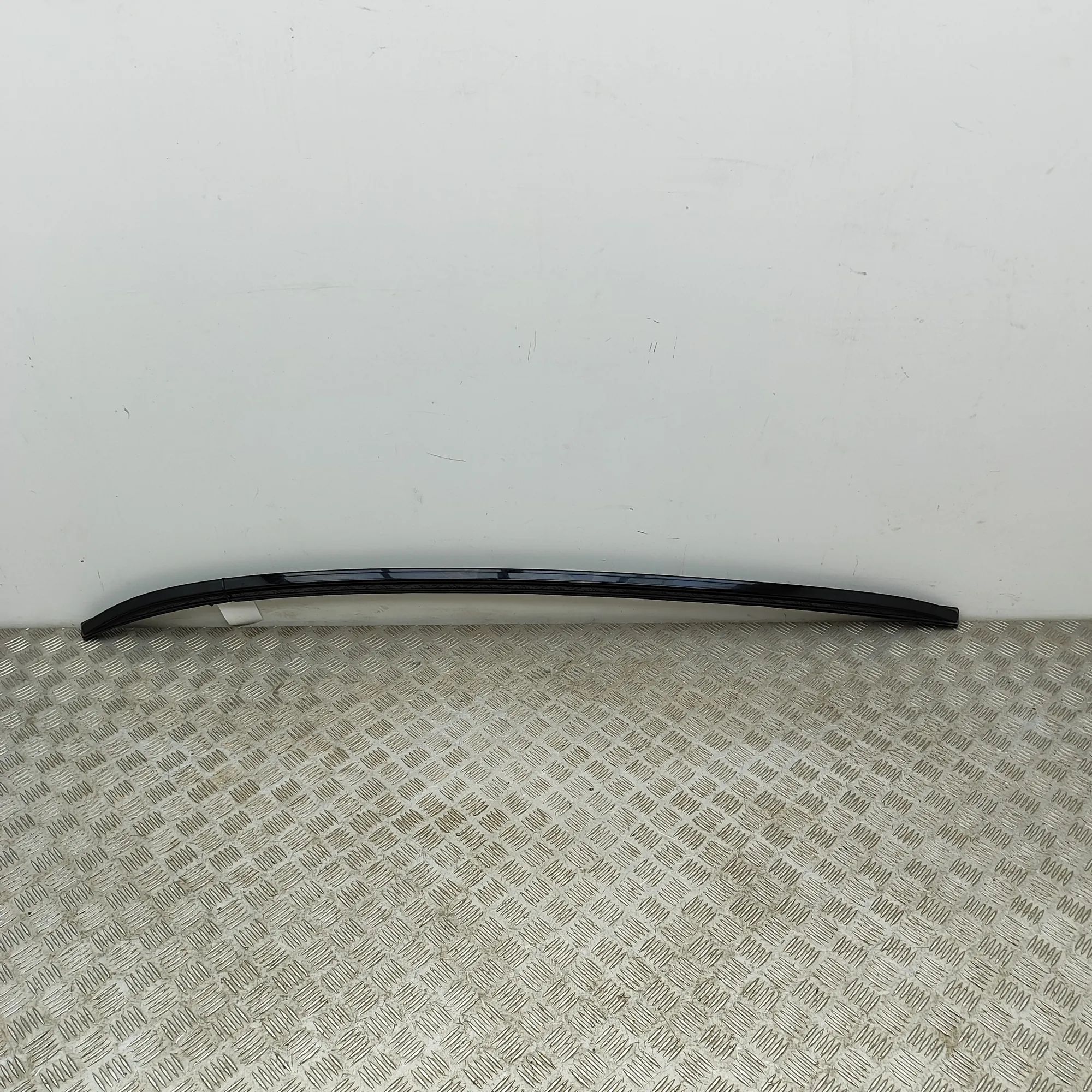 BMW X6 (G06) Left Side Roof Rail 8071667 Left Side Roof Rail BMW X6G06 (2019-......