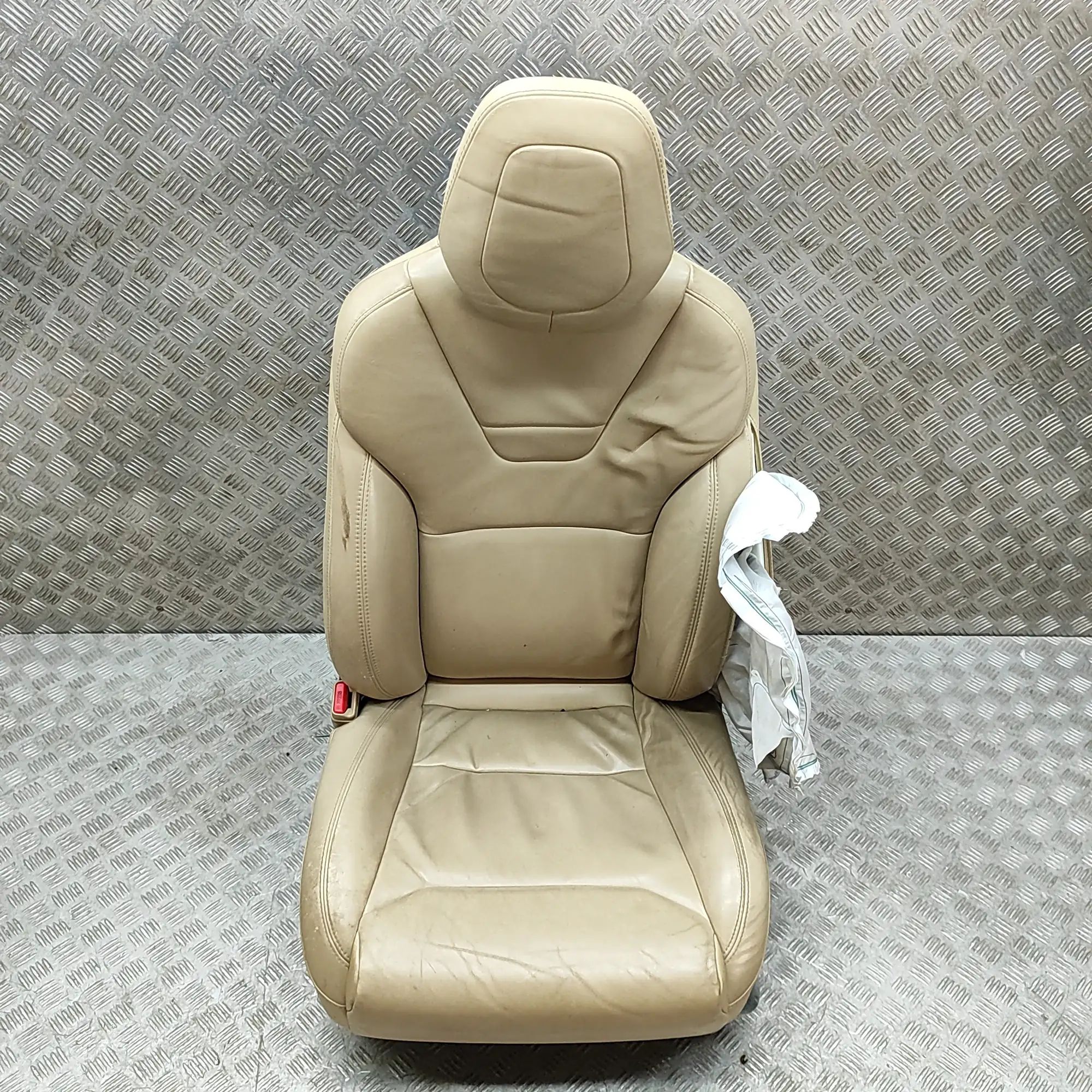 Tesla Model X Front Left Seat 1109762-03-C Front Left Seat TESLA MODEL X (201...