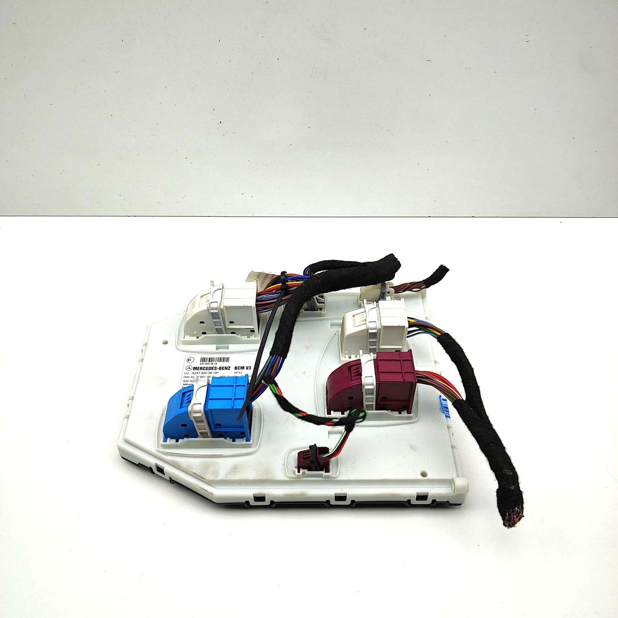 Mercedes-Benz GLA / EQA (H247) Comfort Control Unit A2479019201, A2479027017, A2C7737692000, A24790...