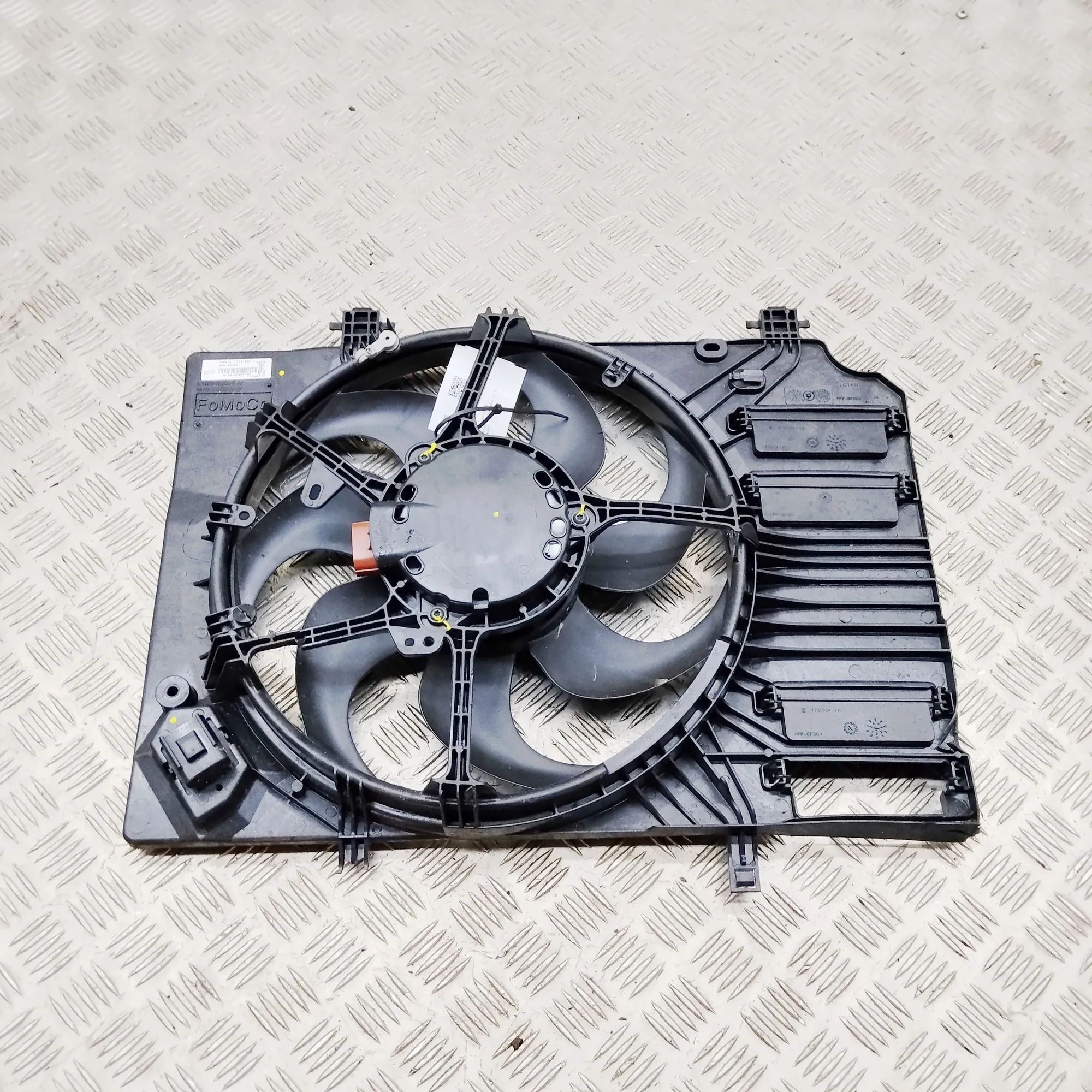 Ford Puma Engine Cooling Fan Shroud M1BG-8C607-BB Engine Cooling Fan Shroud FORD PU...