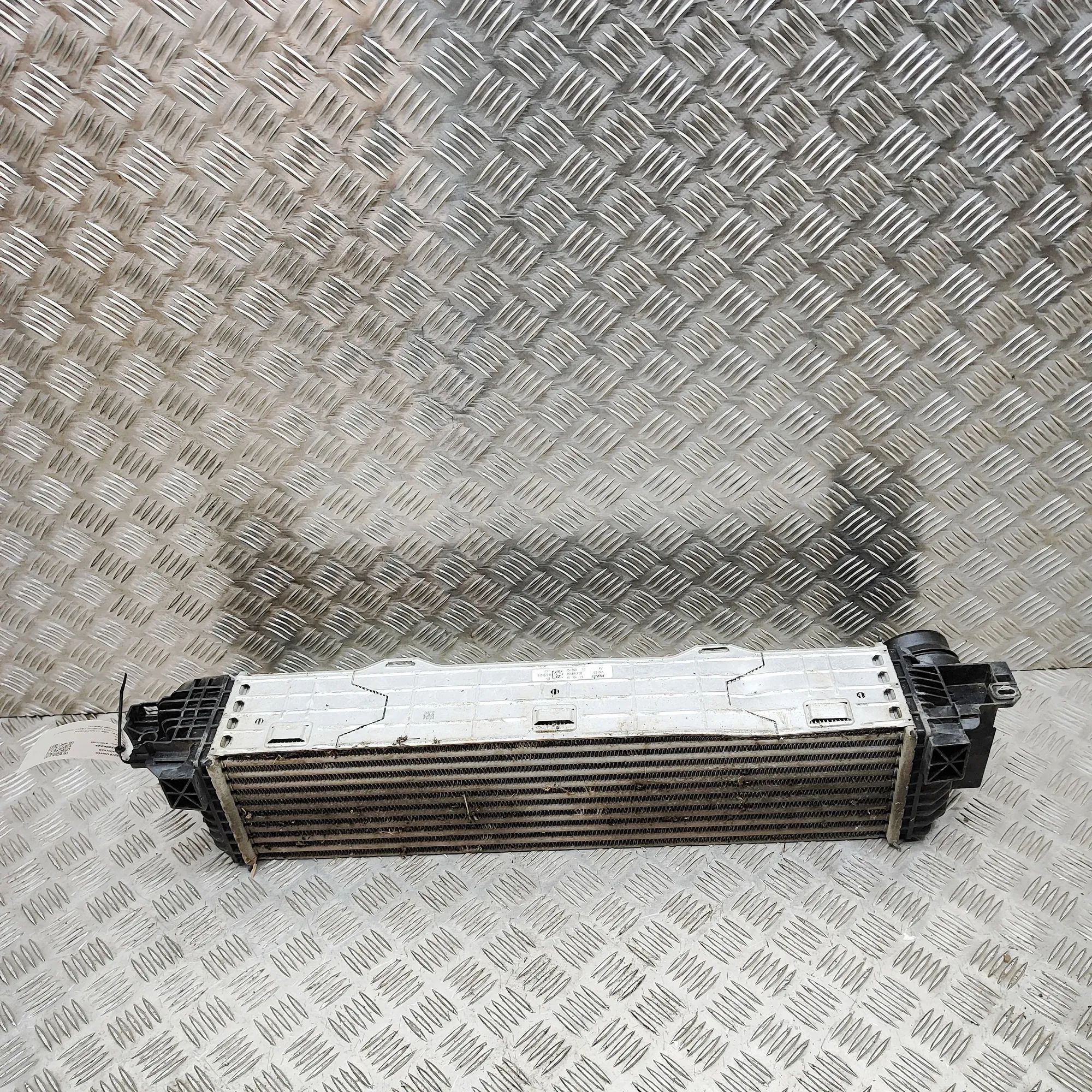 Mini Countryman (U25) Intercooler radiator 9846916 Intercooler Radiator MINI COUNTRYMAN (U...