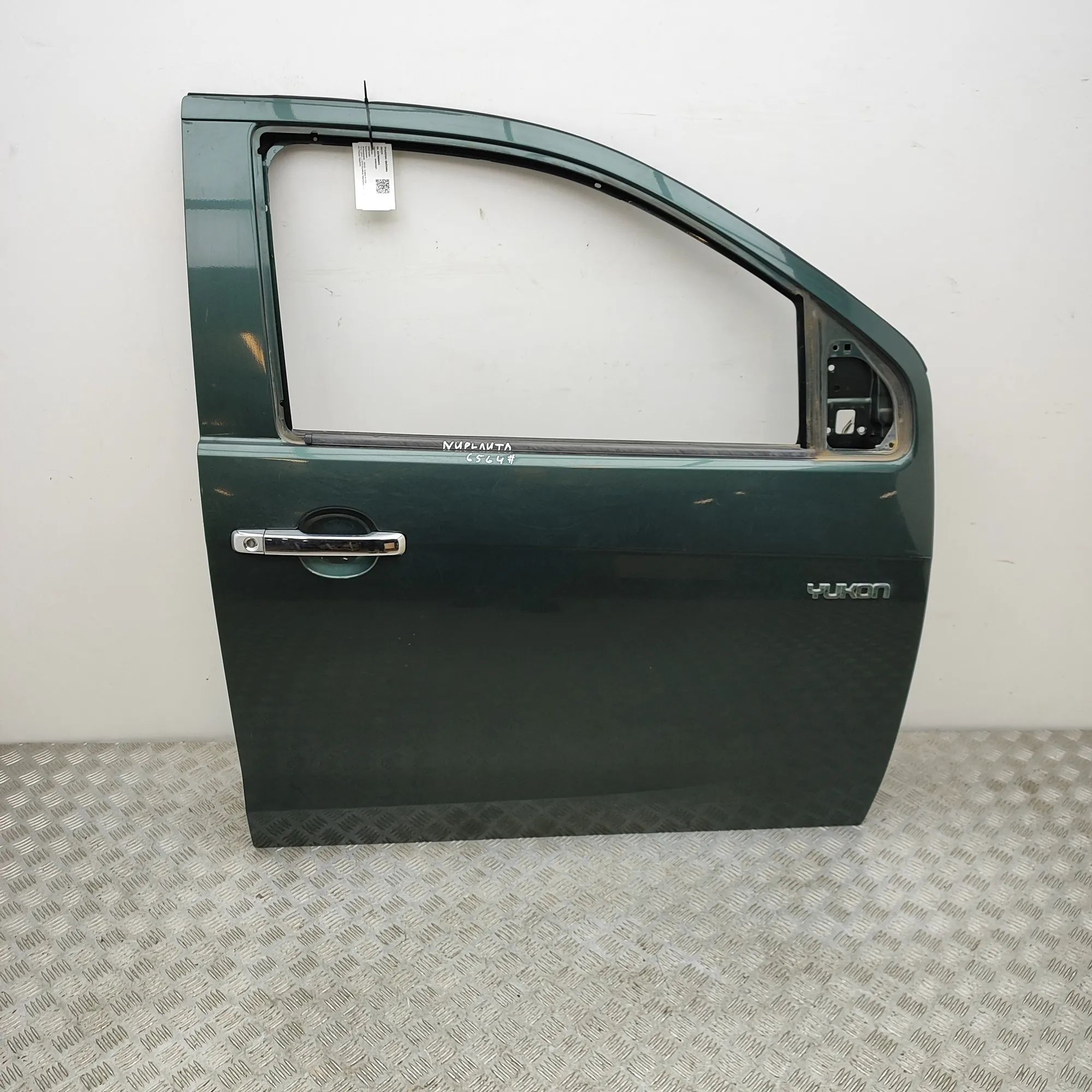 Isuzu D-Max Front Right Door 8-98108-131-4 Front Right Door ISUZU D-MAX (II ...