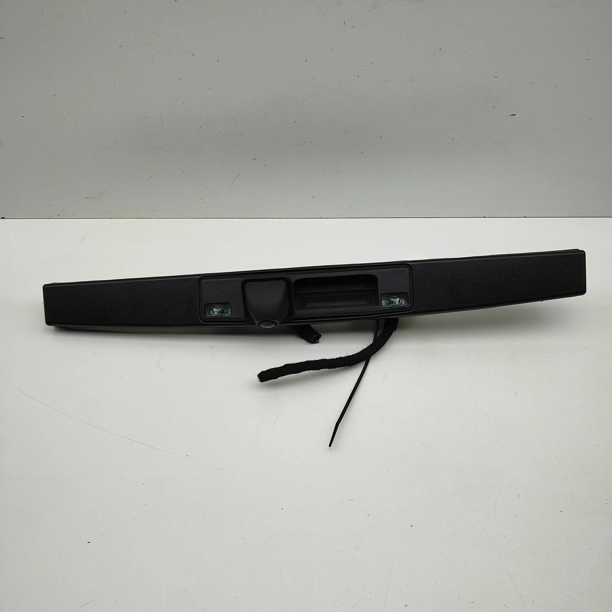 Ford Puma Tailgate Open Switch R1TT-19G490-DD, L1TB-431B82-ADW Tailgate Open S...