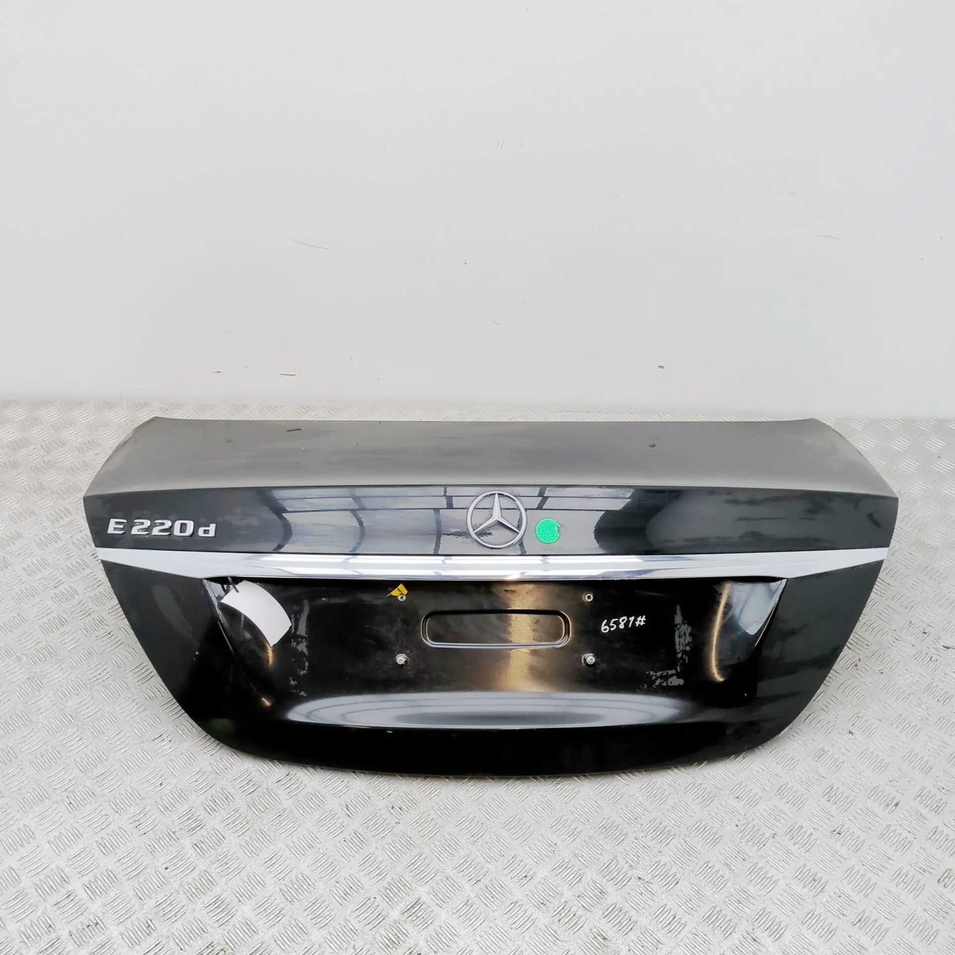 Mercedes-Benz A (W176) Tailgate Bootlid