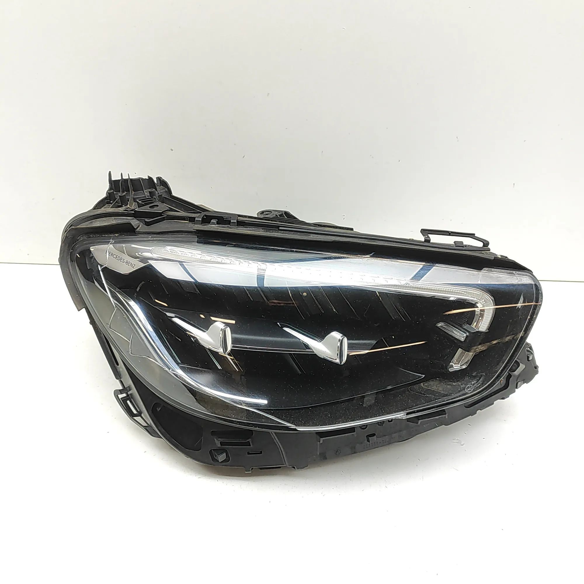 Mercedes-Benz A (W177) Front Right Headlight A2139067809 Front Right Headlight MERCEDES-BENZ...