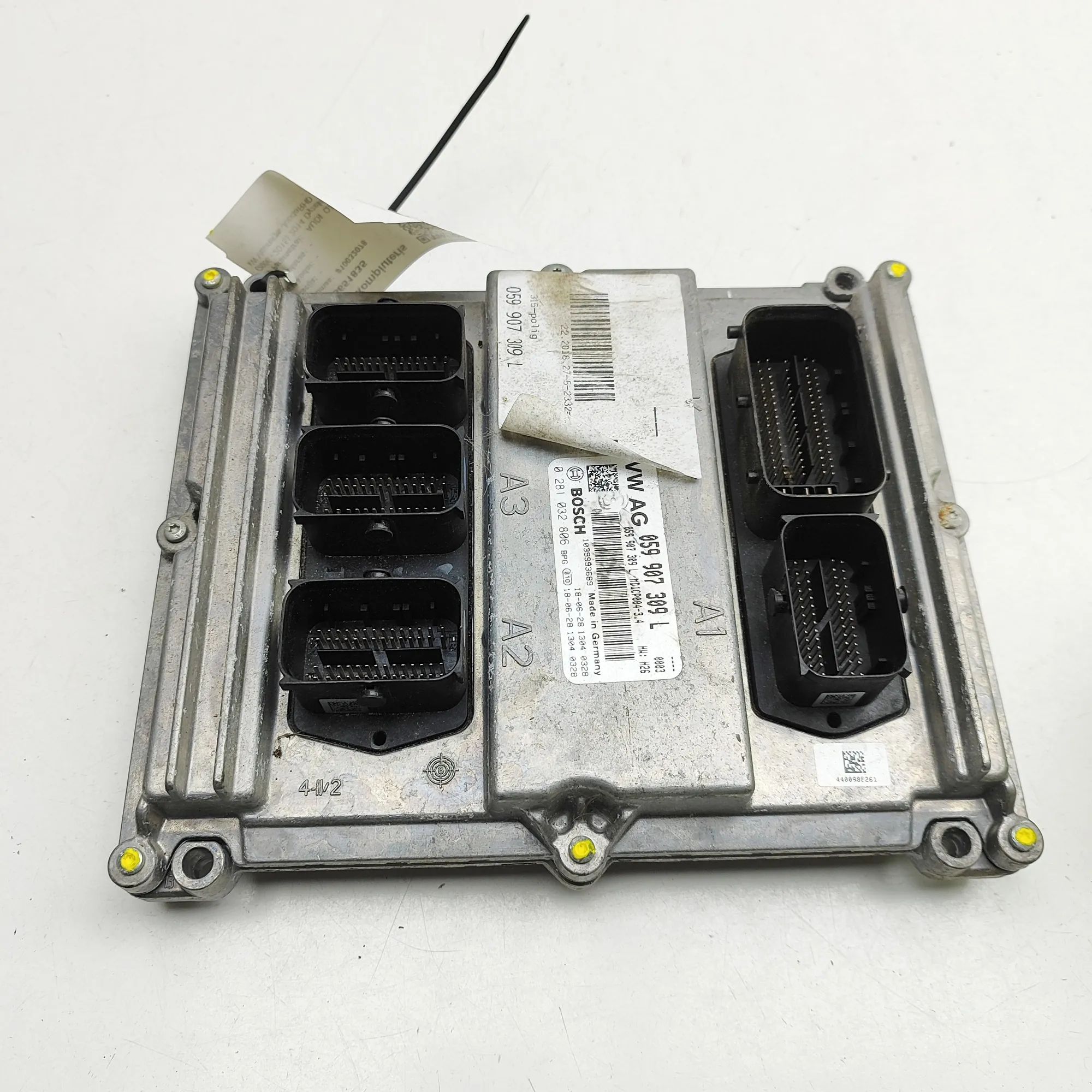 Audi Q7 (4L) Engine Control Unit 0281032806, 059907309L Engine Control Unit AUDI...