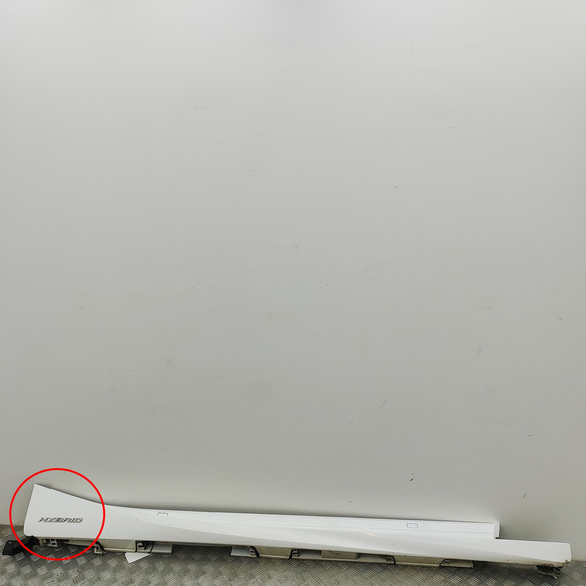 Lexus IS Right Side Plastic Sideskirt Cover 75851-53904 Right Side Plastic Sideskirt Cover ...