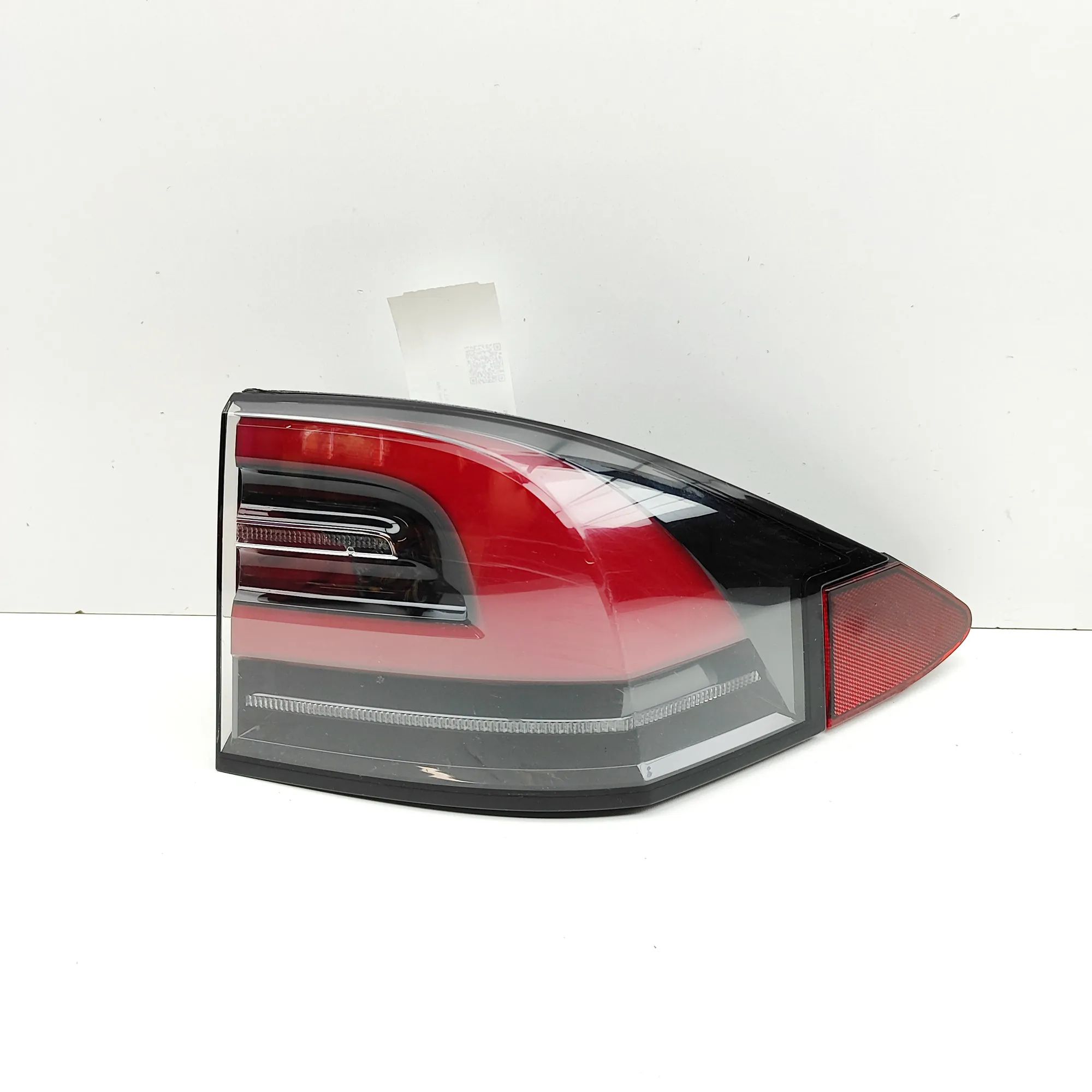 Tesla Model X Rear Right Tail Light 1034335-00-A Rear Right Tail Light TESLA MODEL ...