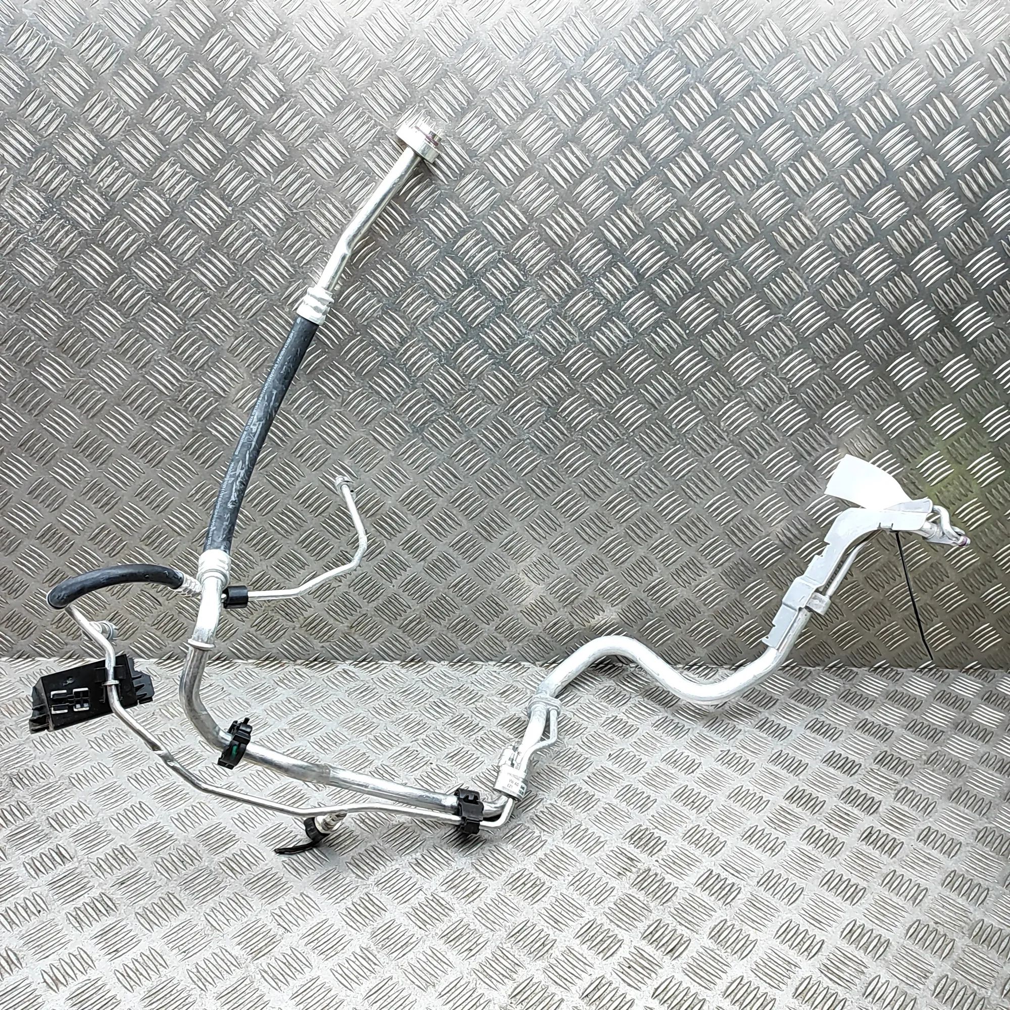 Audi Q3 (F3) A/C Air Con Hose Pipe 5QF816741D, 5WA816743B A/C Air Con Hose Pipe AU...