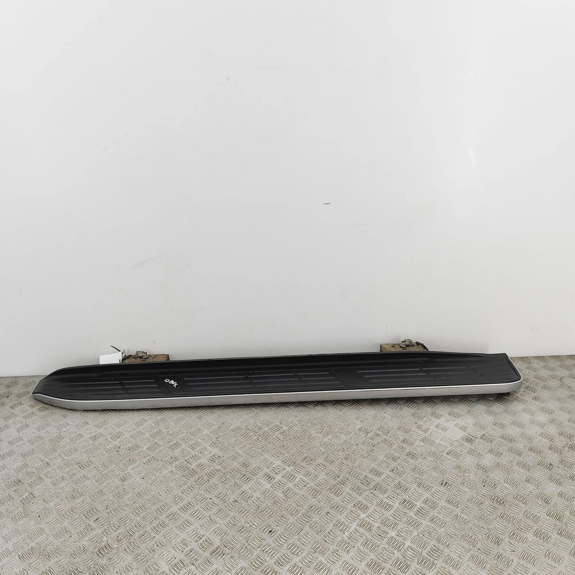 Toyota Land Cruiser 150 Left Side Metalic Sideskirt Cover 51782-60270, 51774-60180, 51772-60180, 51779-60...