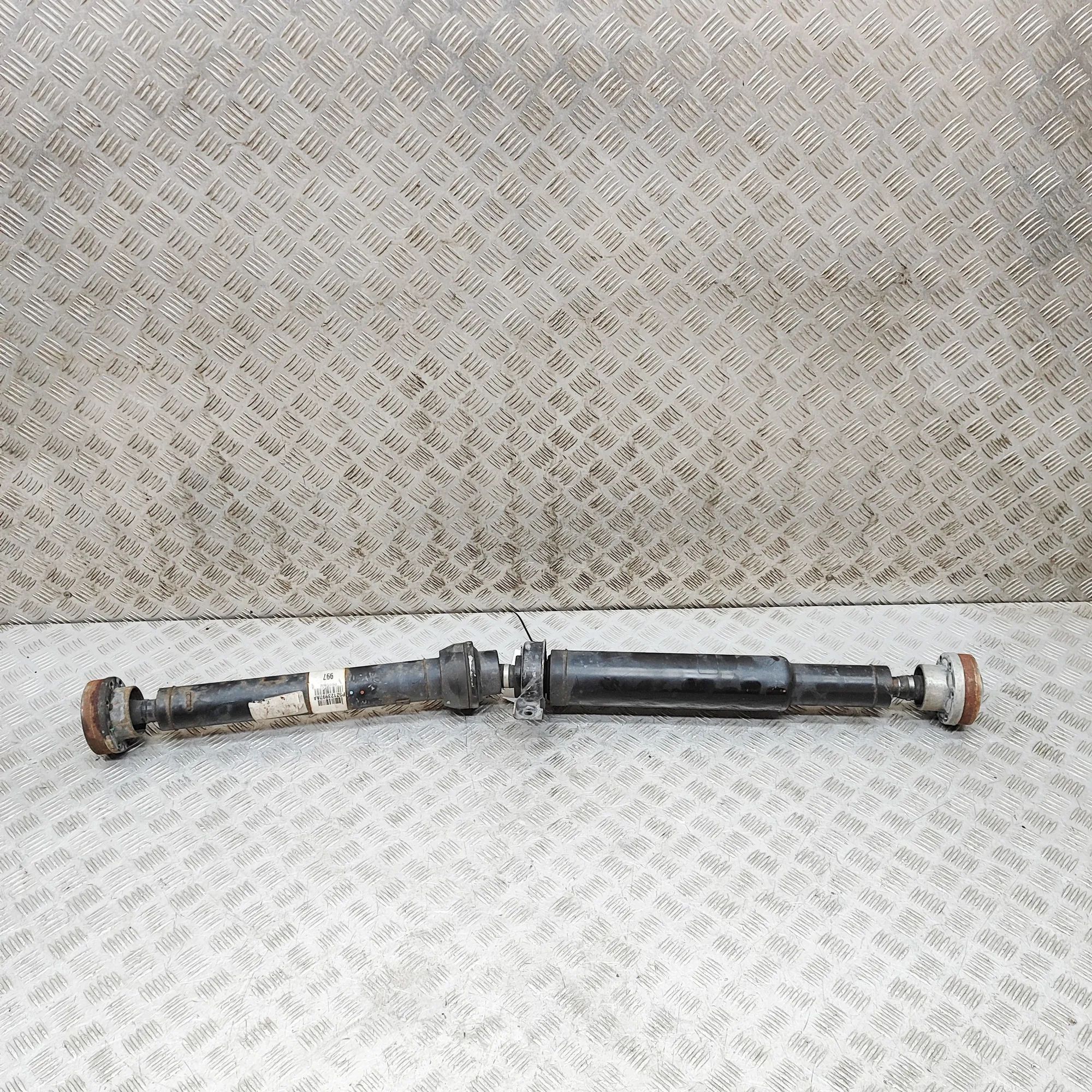 Jeep Grand Cherokee (WK) Propshaft Cardan 52123997AA Propshaft Cardan JEEP GRAND CHEROKEE...