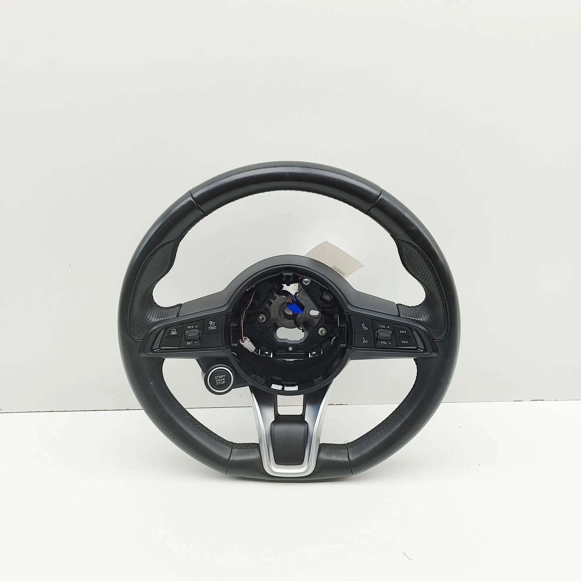 Alfa-Romeo Giulia (952) steering wheel 156167432 Steering Wheel ALFA ROMEO GIULIA (952...