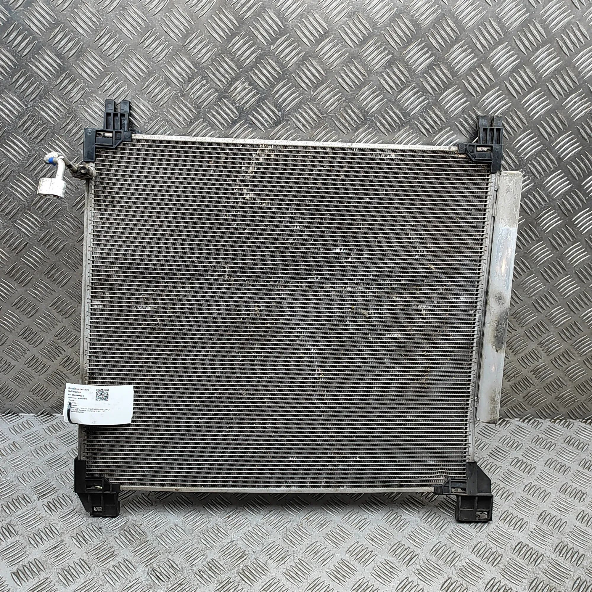 Toyota Hilux A/C Air Con Radiator 88460-0K820 A/C Air Con Radiator TOYOTA HILUX (...