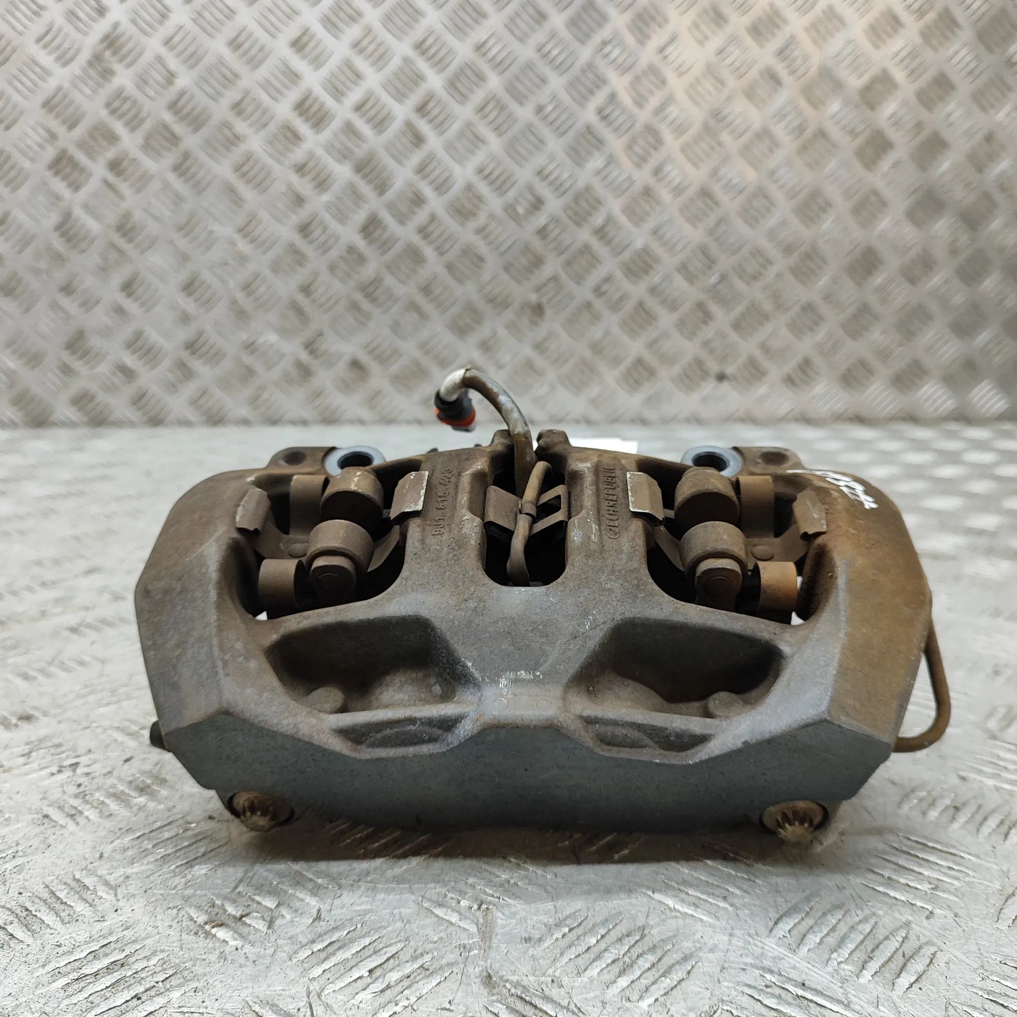 Audi e-tron GT (FW) Rear Left Brake Caliper 4J3615403, 9J1615423, 4J3615403K Rear Left Brak...