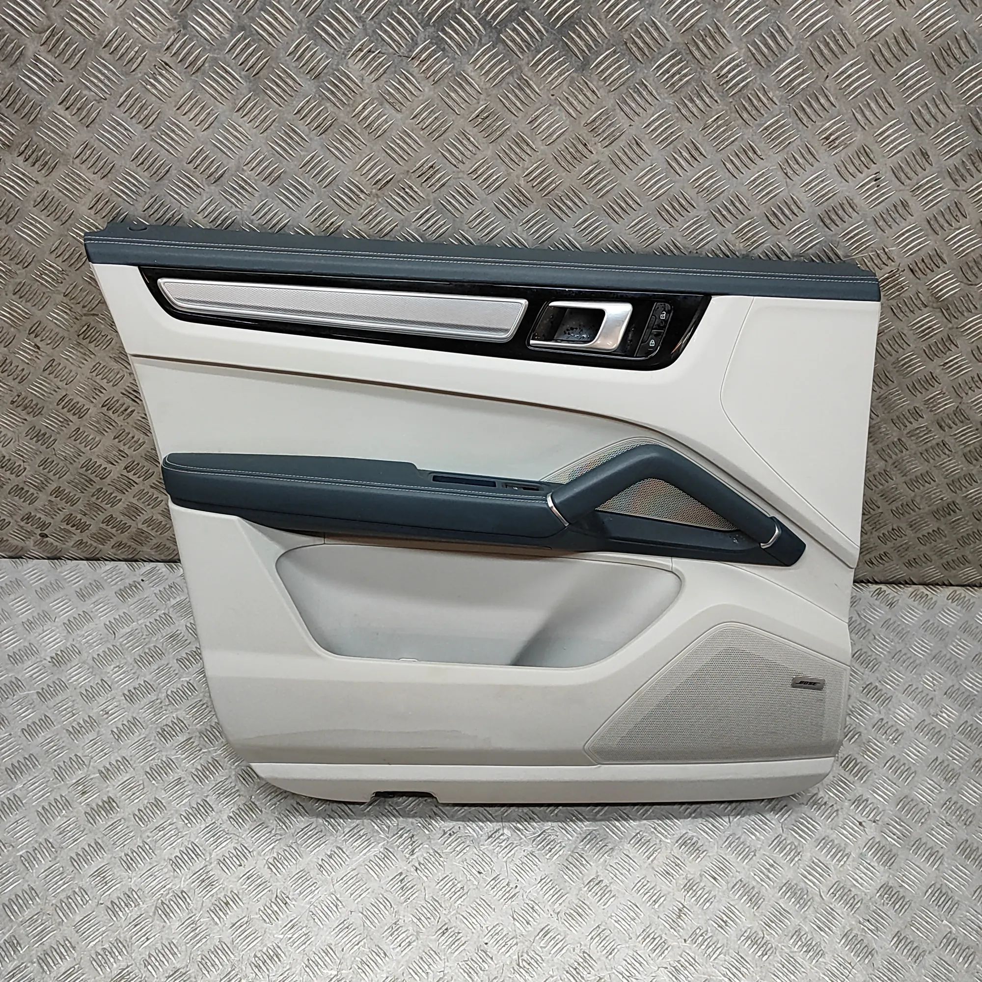 Porsche Cayenne Front Left Door Panel 9Y0867107CE, 9Y0867107 Front Left Door Panel PO...