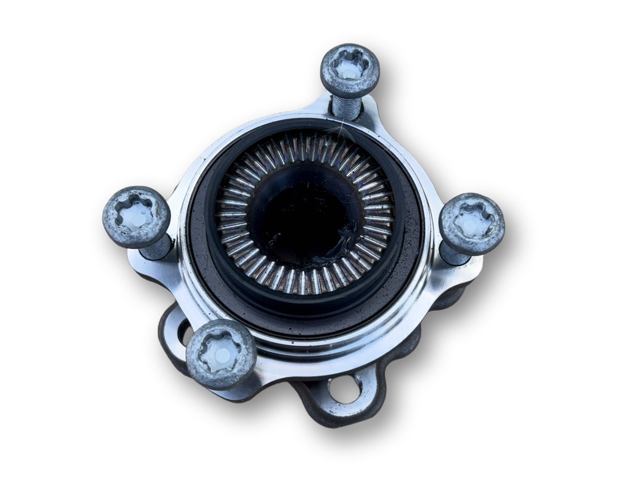 BMW 3 (G20 / G21) Rear wheel ball bearing BMW 3 SERIES Rear wheel ball bearing OEM 240865...