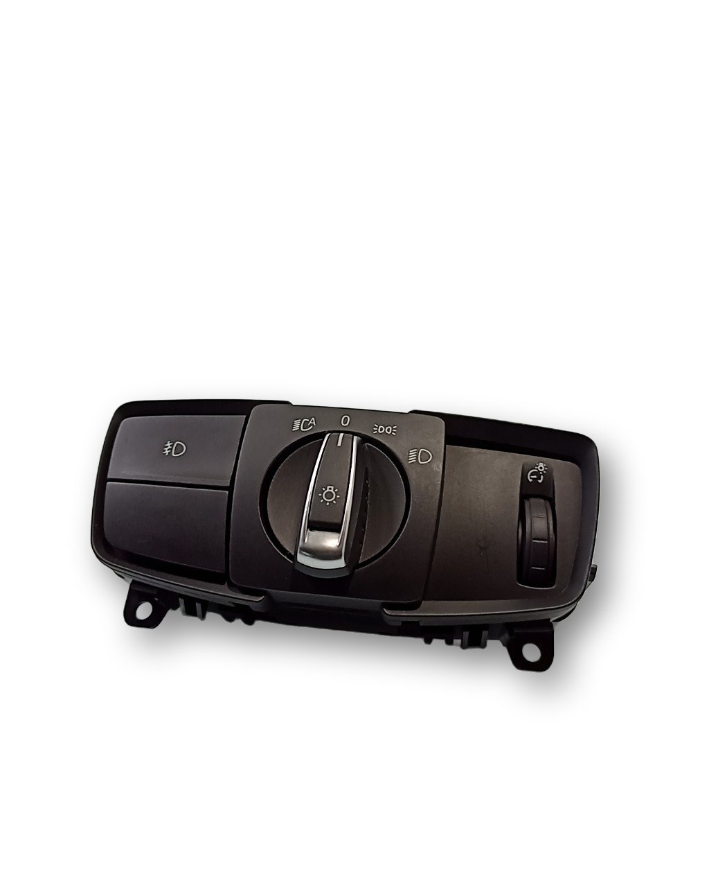 BMW 2 (F22 / F23) Esitulede / udutulede lüliti  BMW 2 SERIES Light switch OEM 61319265297

Part...
