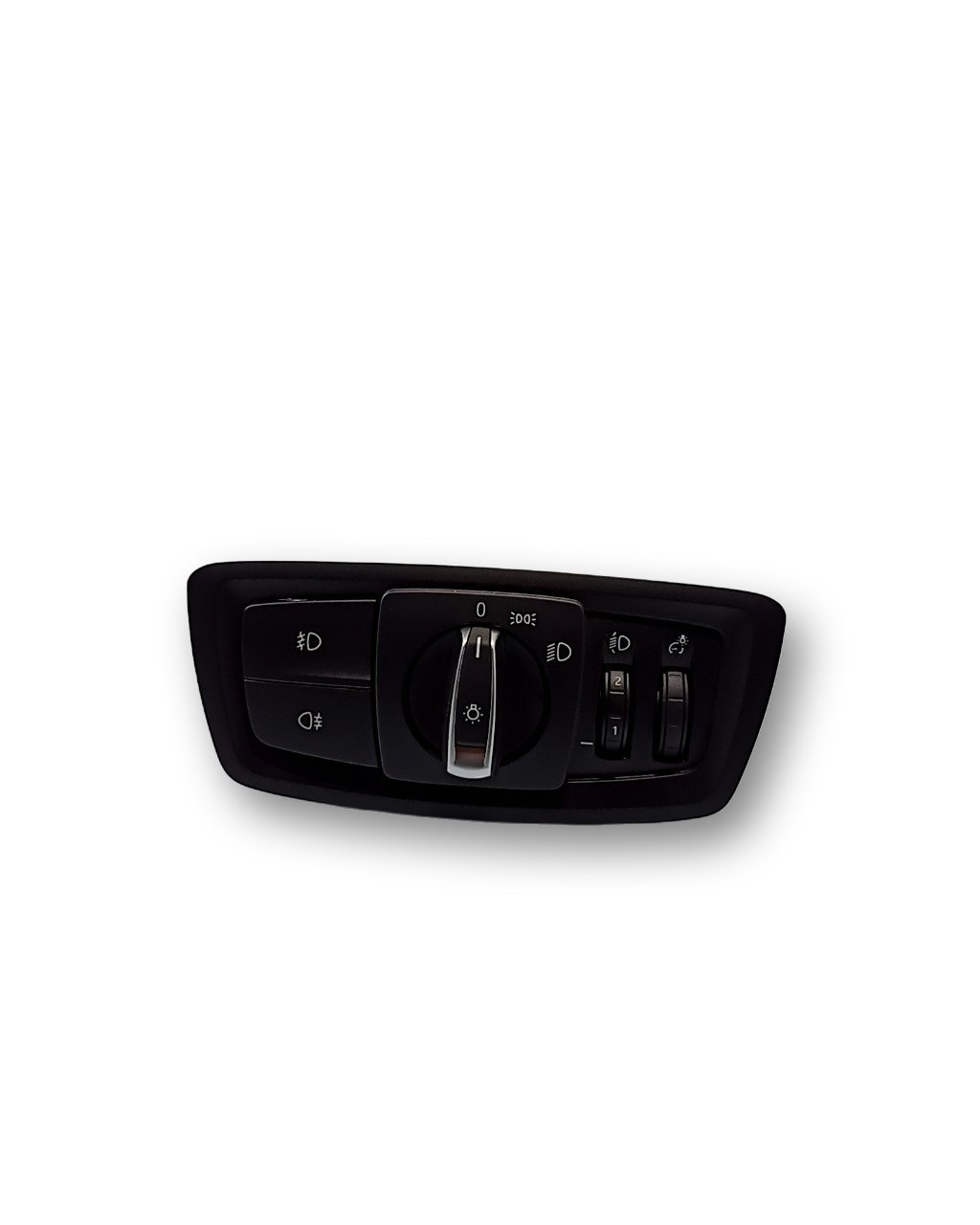 BMW X1 (F48) Esitulede / udutulede lüliti  BMW X1 Light switch OEM 61316847525

Part codes...