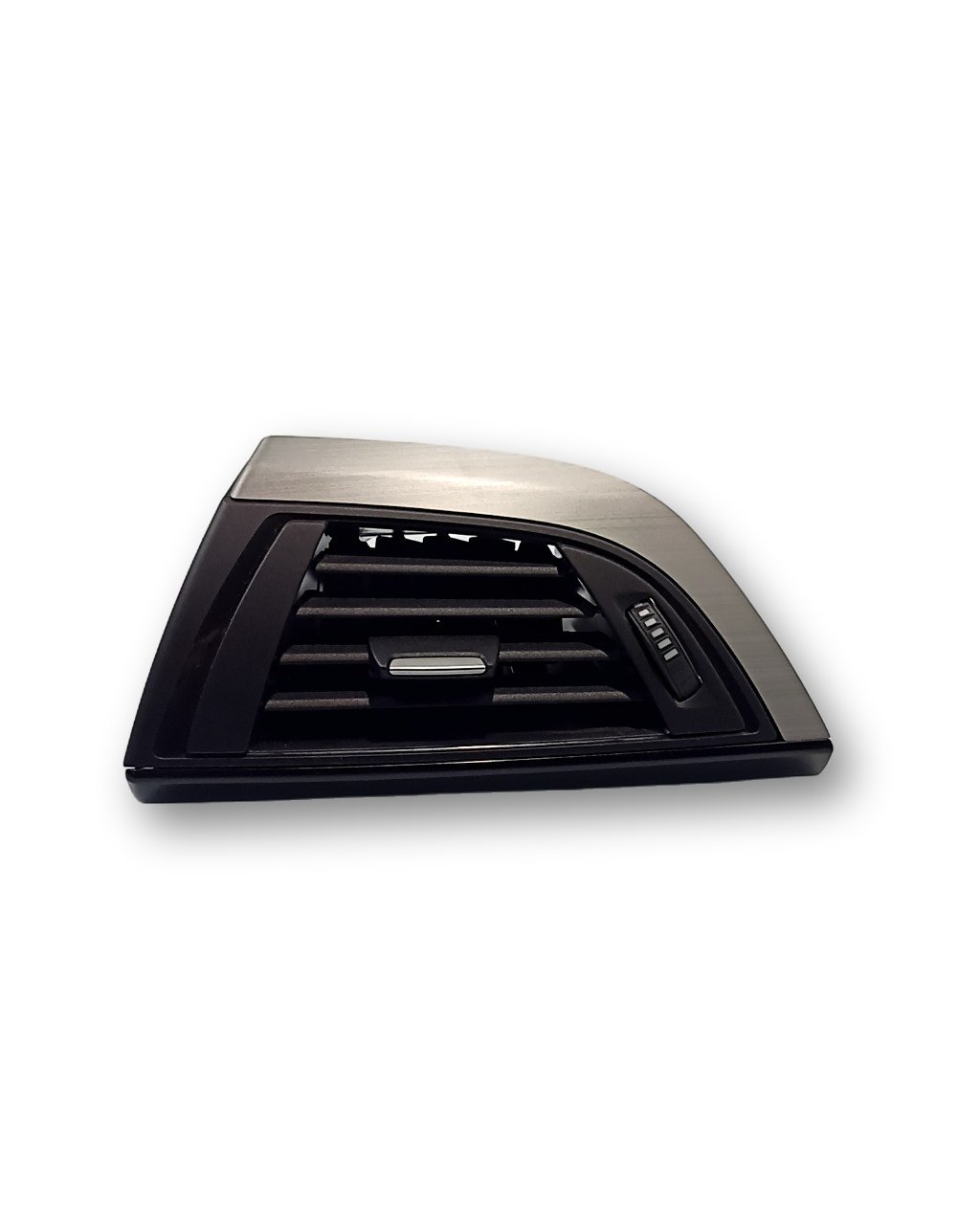 BMW 1 (F20 / F21) Dashboard side air vent grill/cover trim BMW 1 SERIES Dashboard side air vent grill/cove...