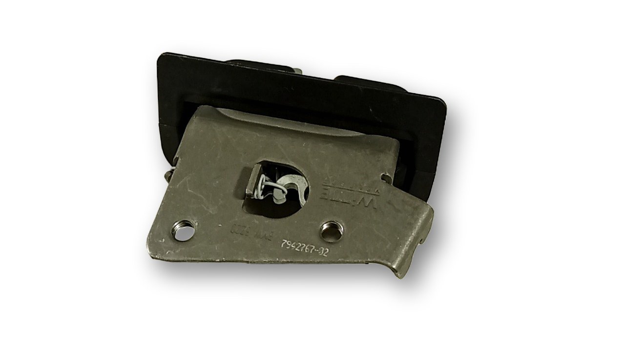 Seat back rest lock catch Brand/Model: BMW 8 SERIES
Year: 2026

BMW 8 SER...