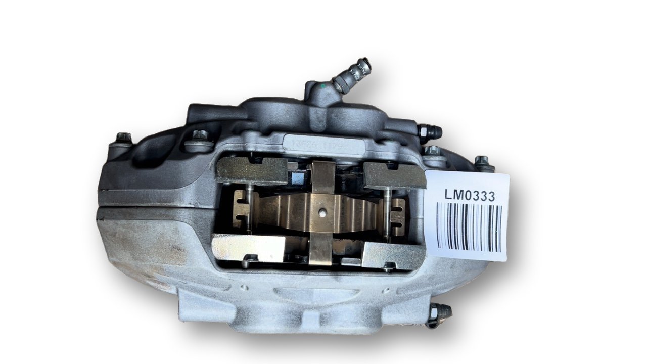 BMW 4 (F32 / F33 / F36) Front brake caliper BMW 4 SERIES Front brake caliper OEM 3411685093...