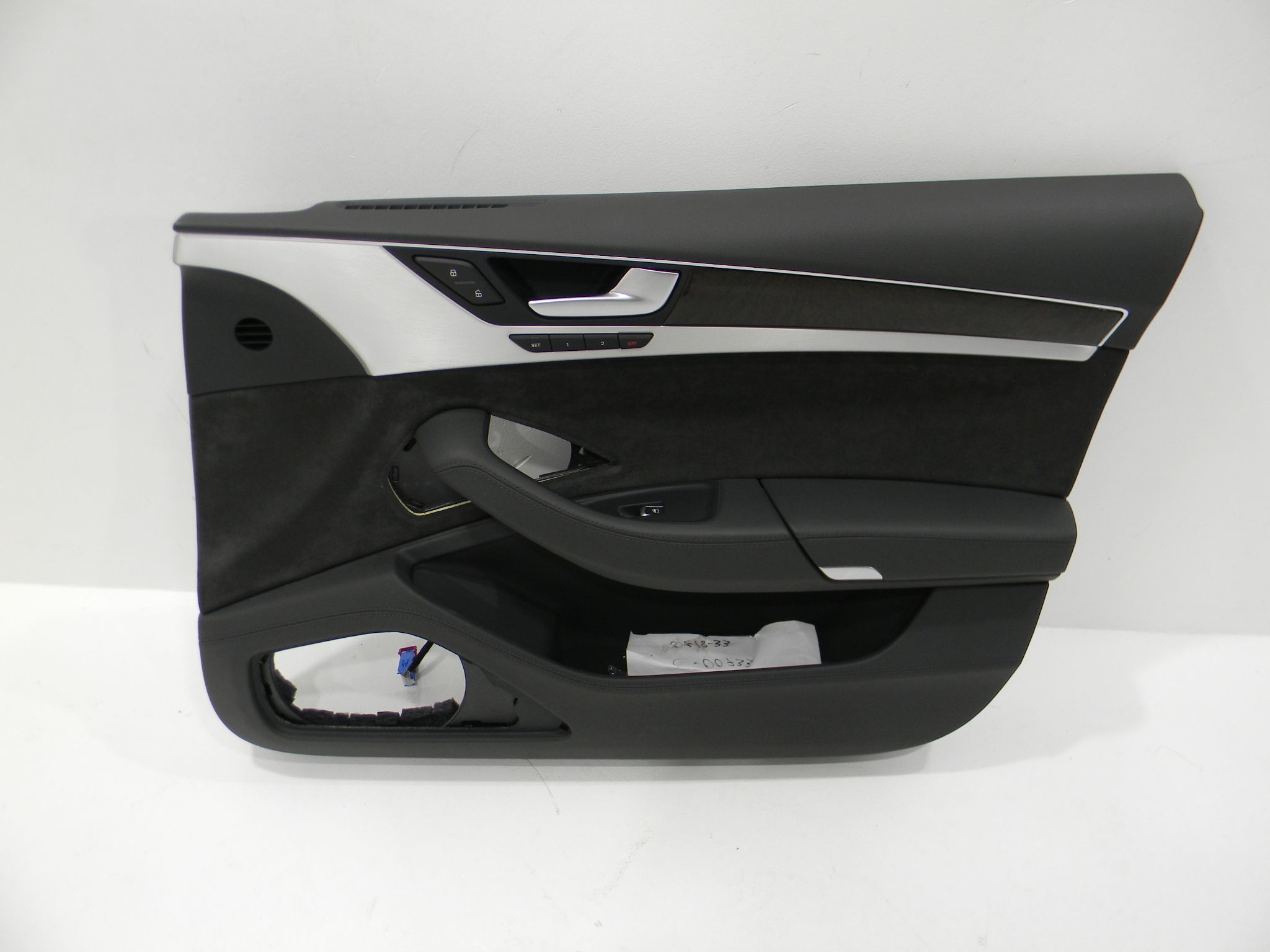 Audi A8 (D4) Türverkleidung / Door Panel AUDI A8 Türverkleidung / Door Panel OEM 4100063...