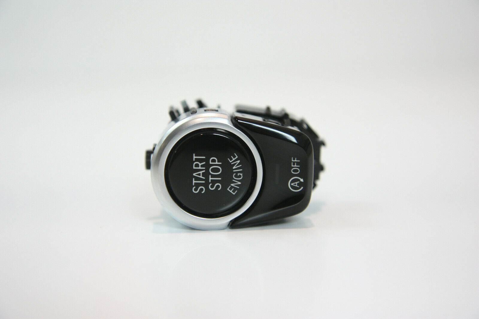 BMW 5 (G30 / G31) Engine start stop button switch BMW 5 SERIES Engine start stop button switch OE...
